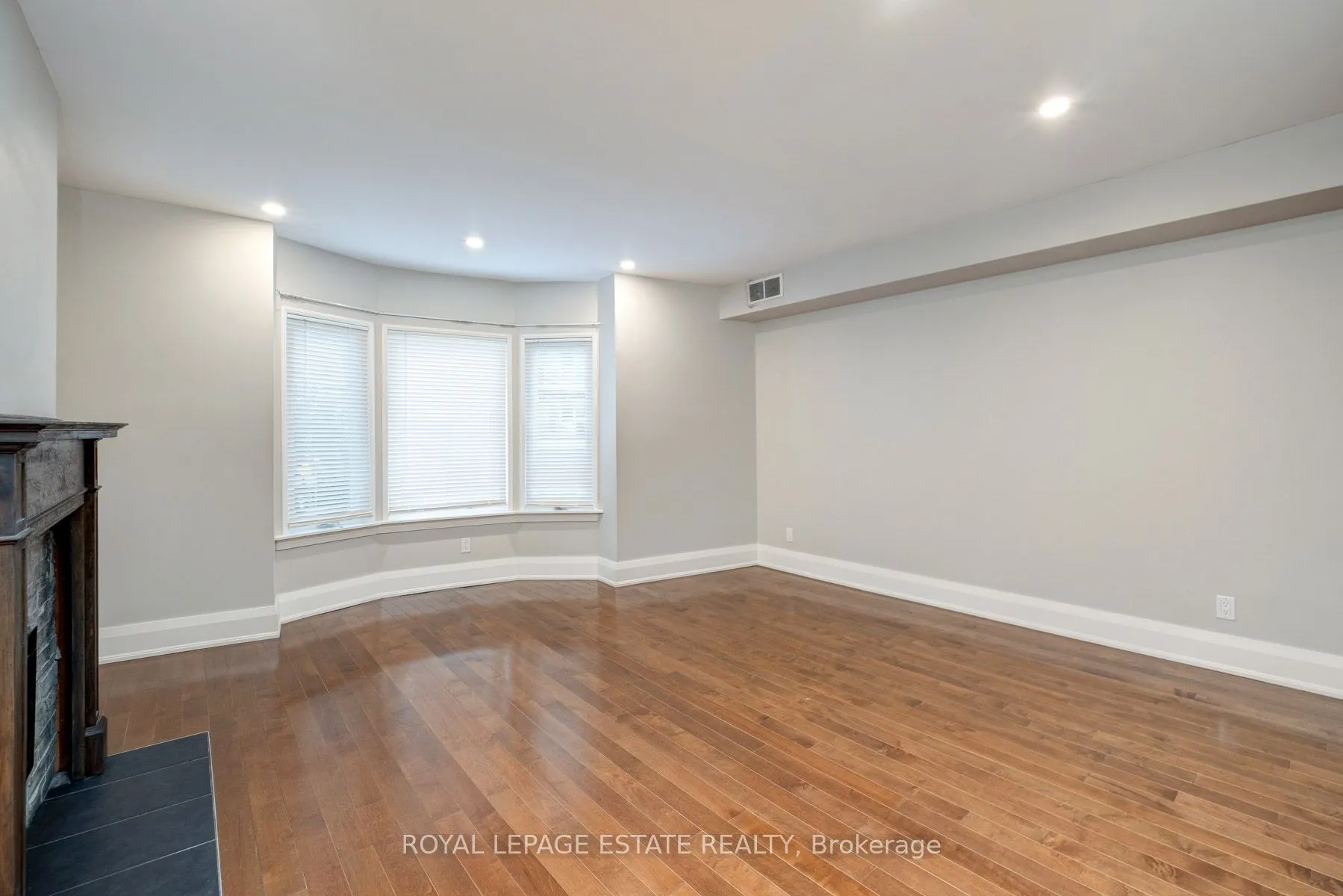322 Silver Birch Avenue #Upper