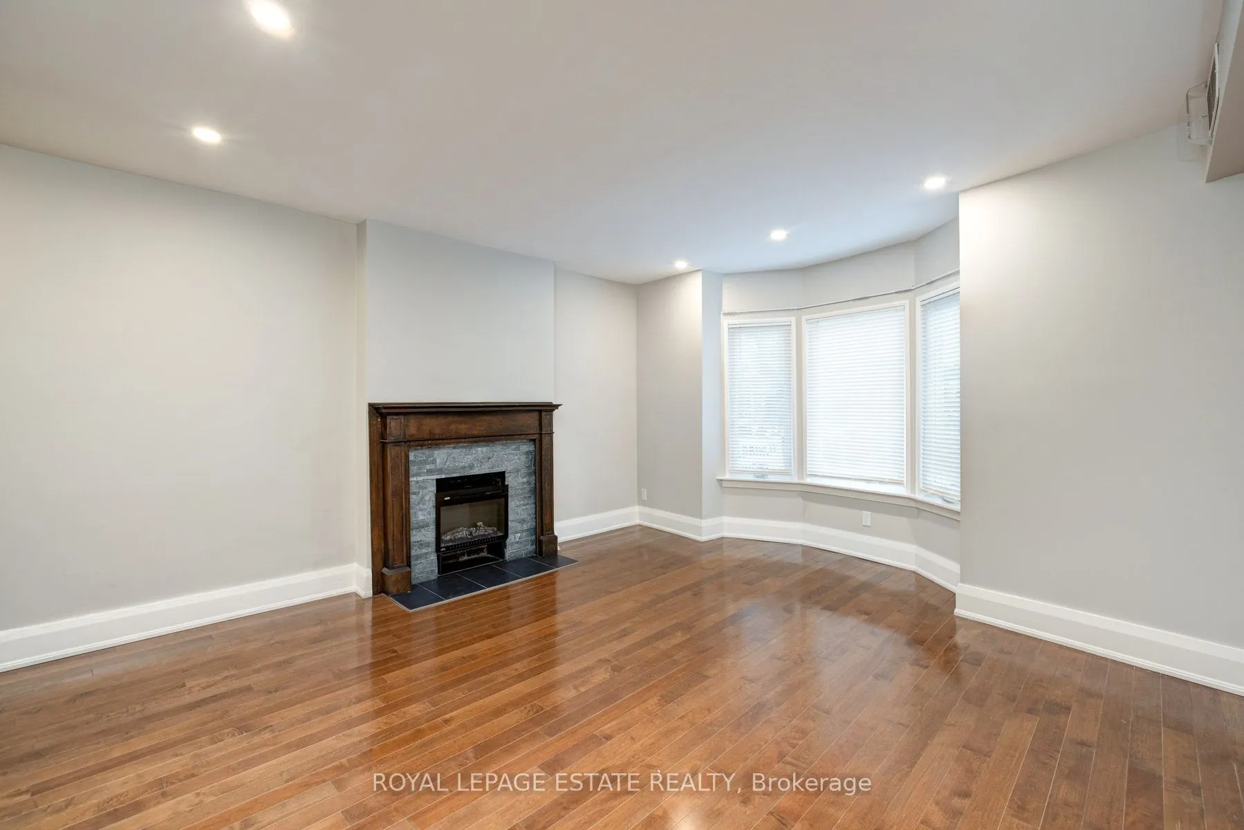 322 Silver Birch Avenue #Upper