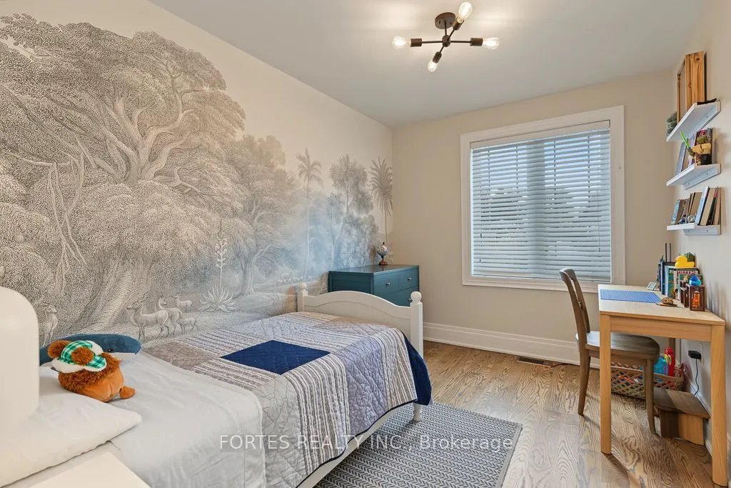 154 Holborne Avenue