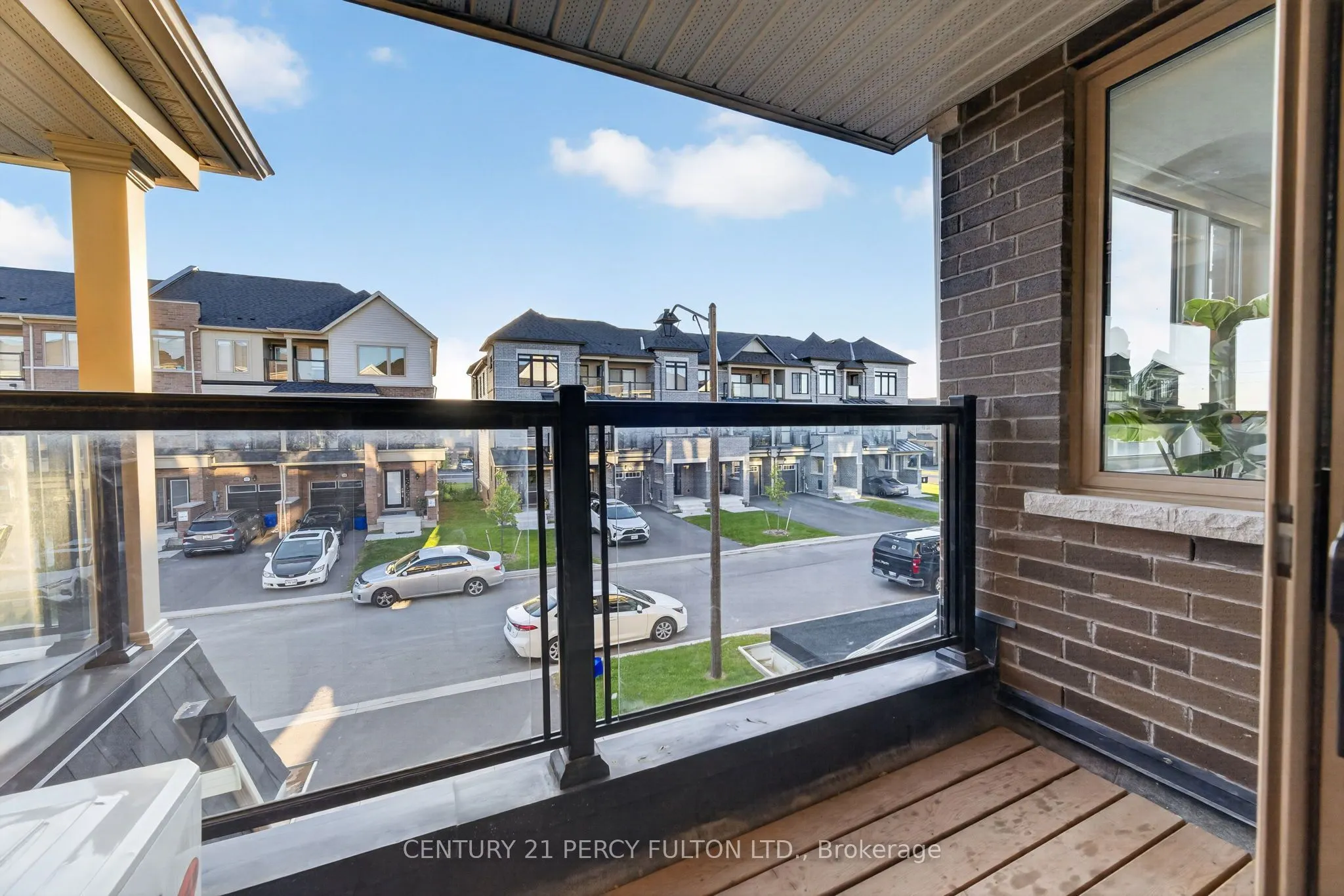 1982 Cameron Lott Crescent