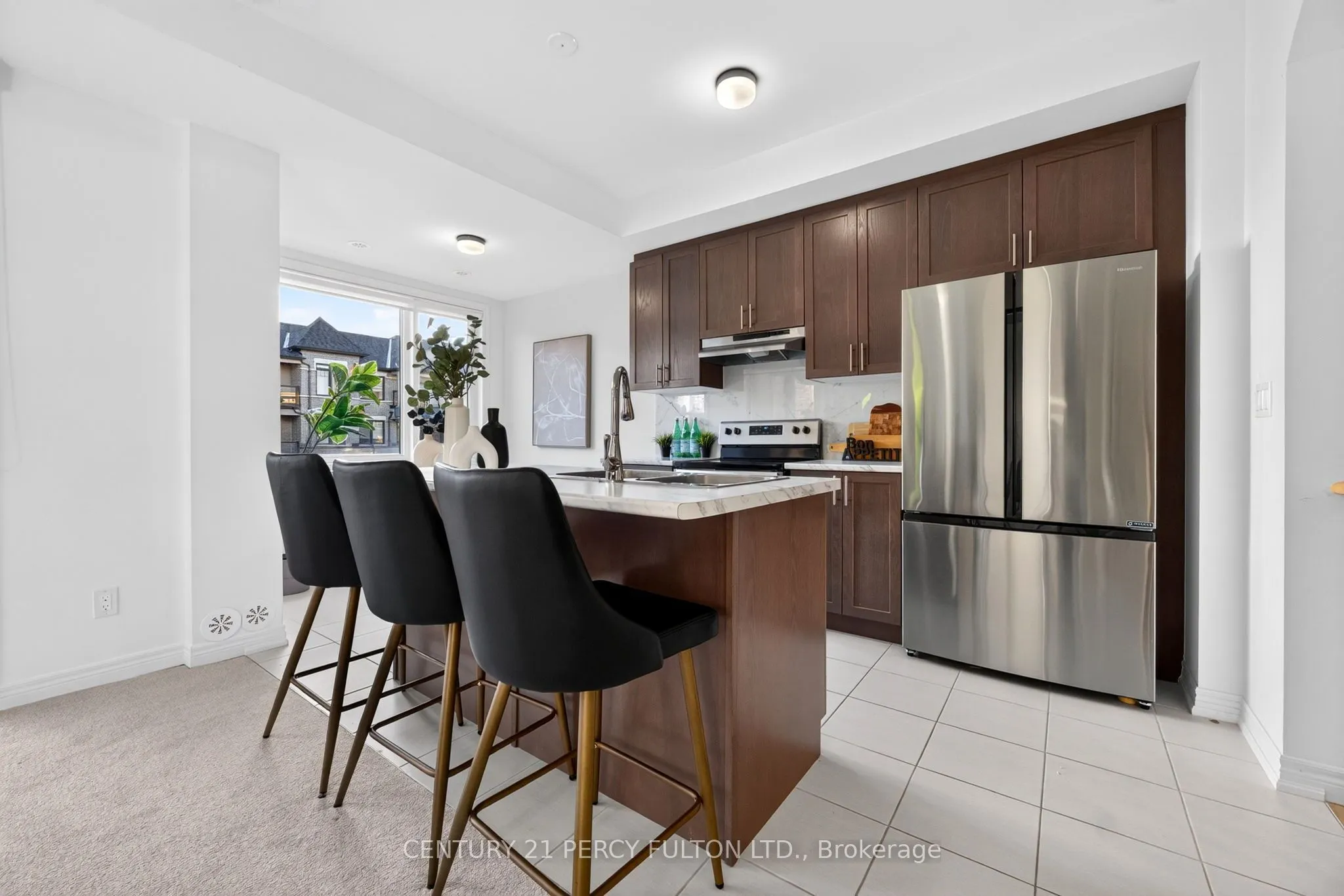 1982 Cameron Lott Crescent