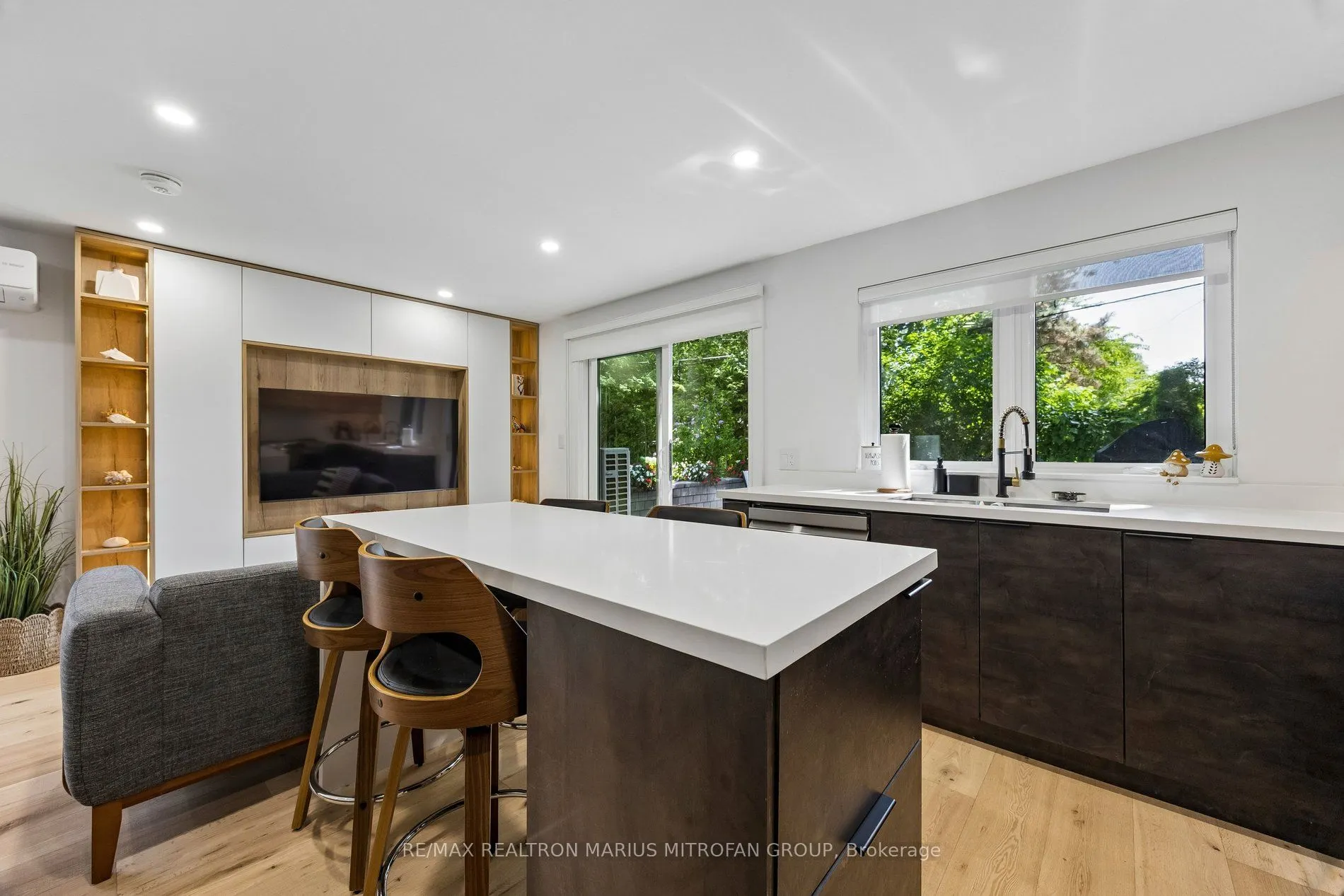 21 Toynbee Trail