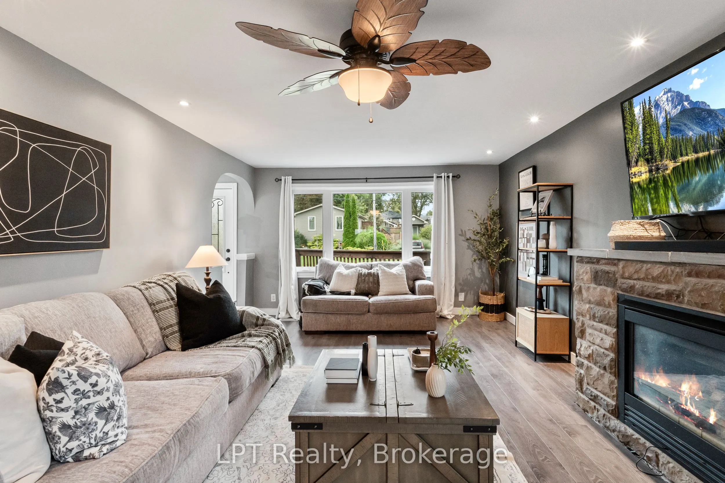 9 Lakeview Avenue