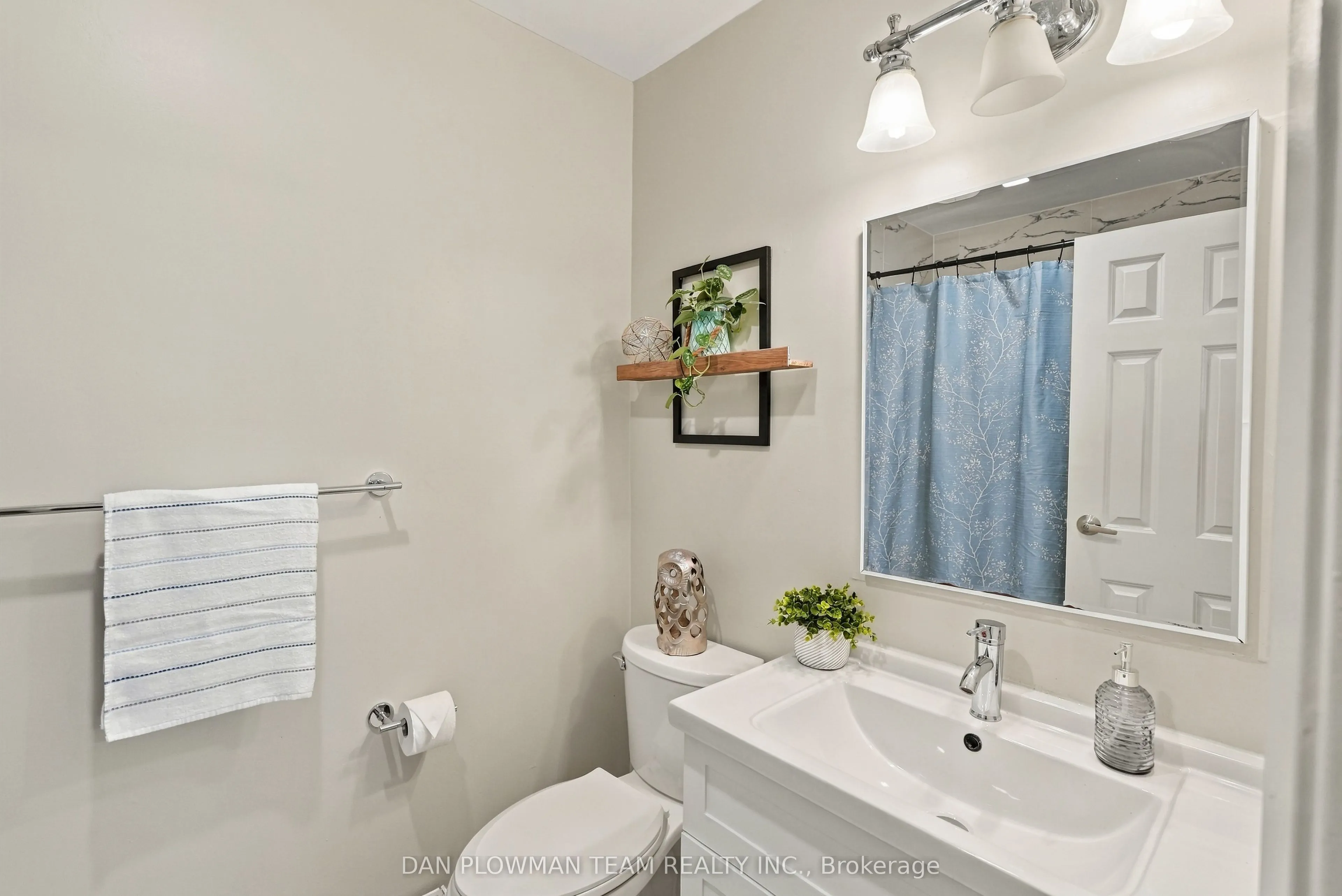 228 Medina Court