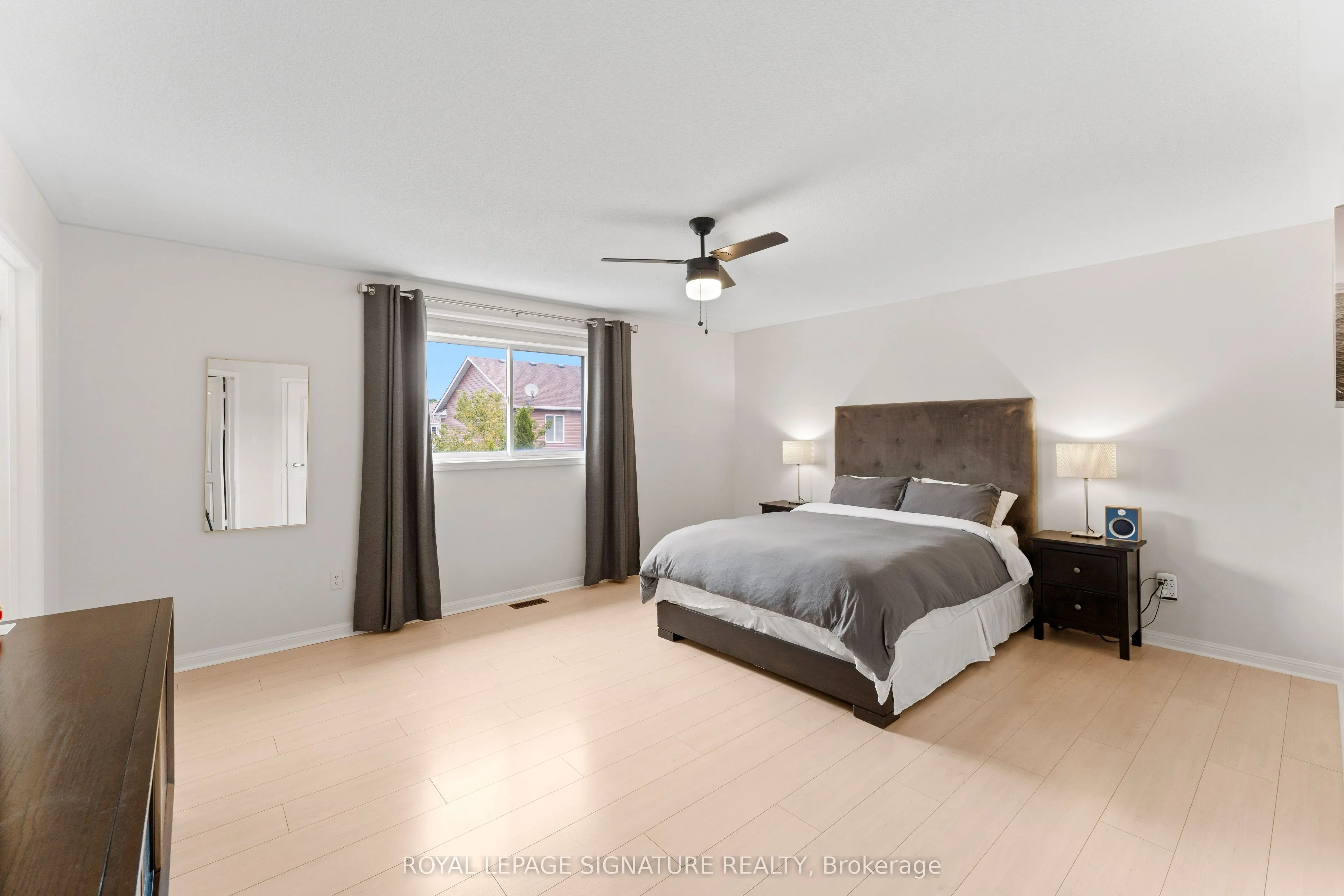 16 Beacham Crescent