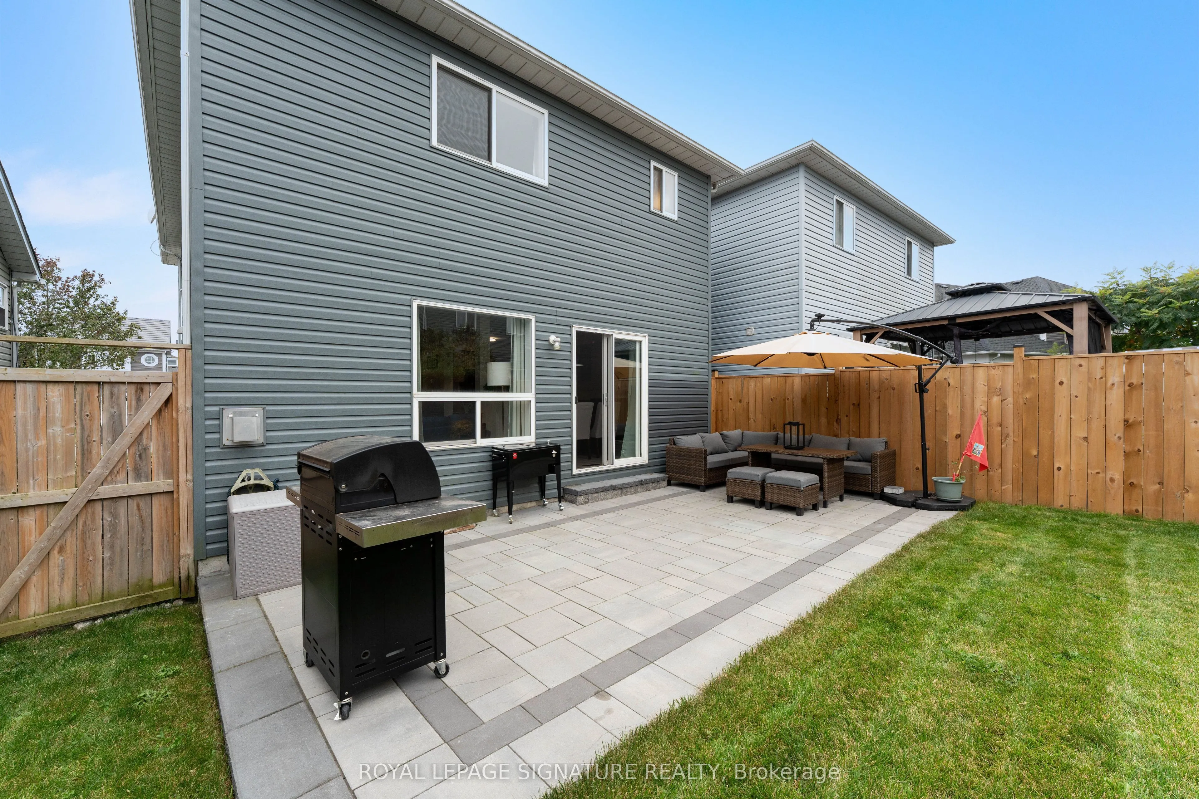16 Beacham Crescent