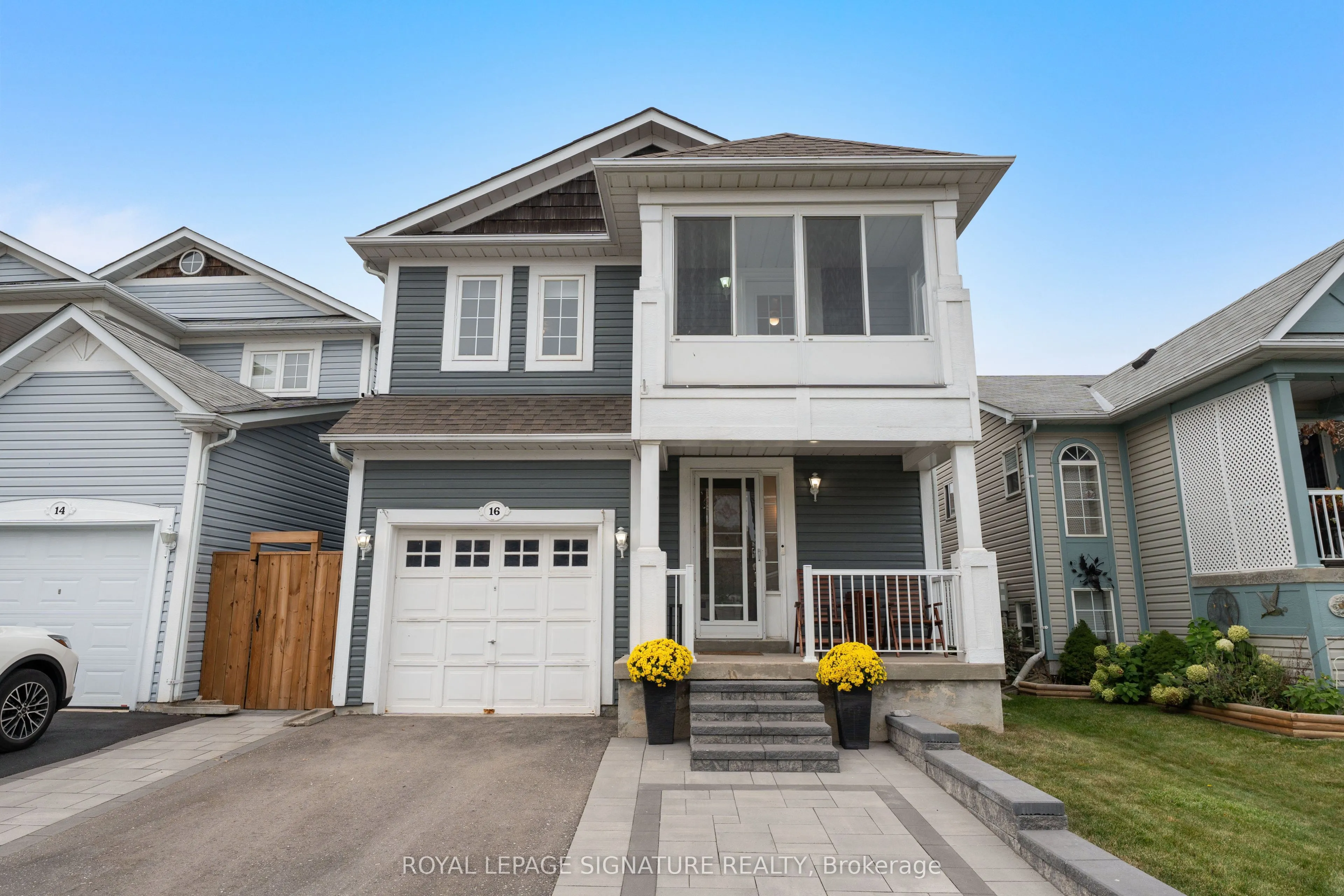 16 Beacham Crescent