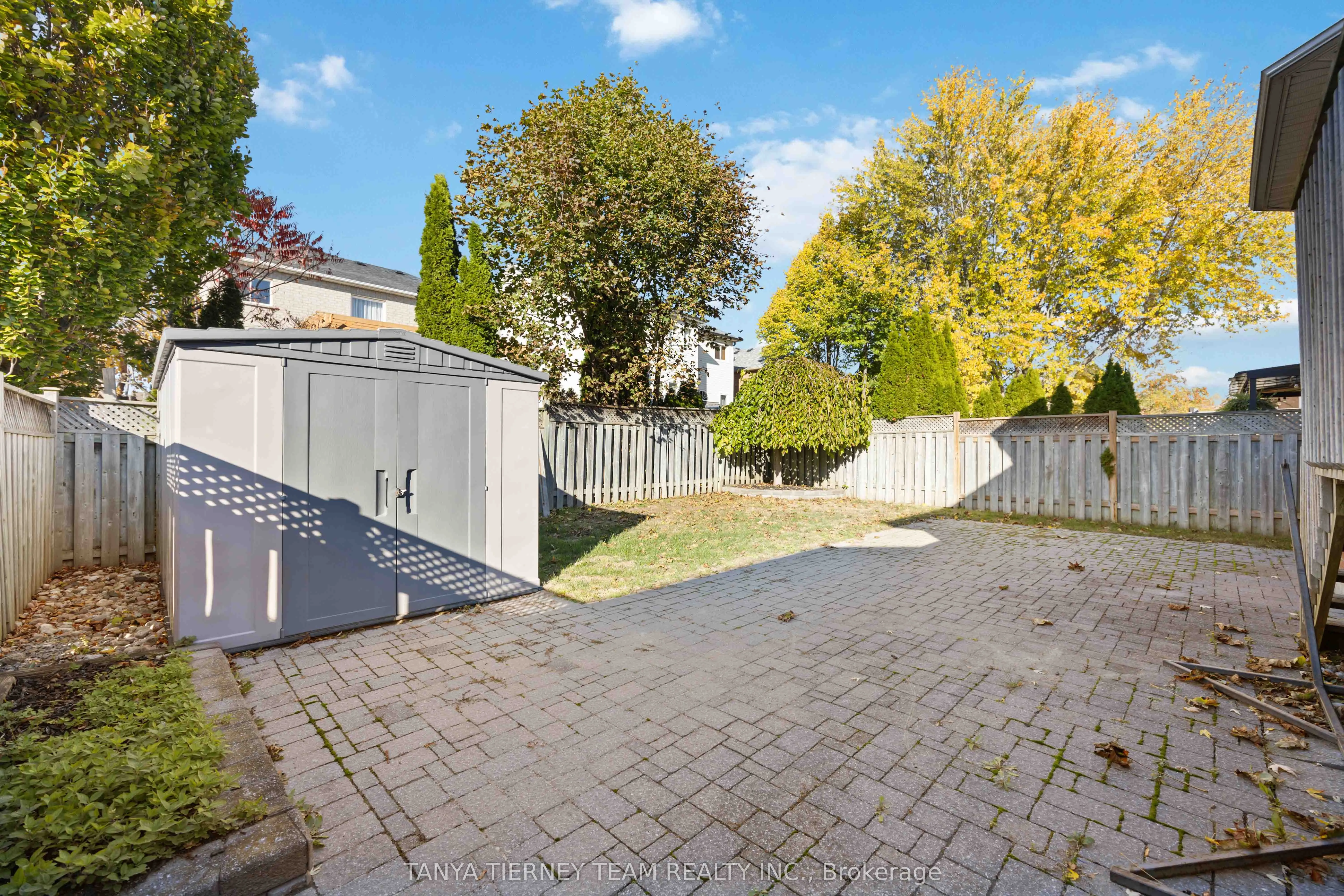 16 Cody Avenue