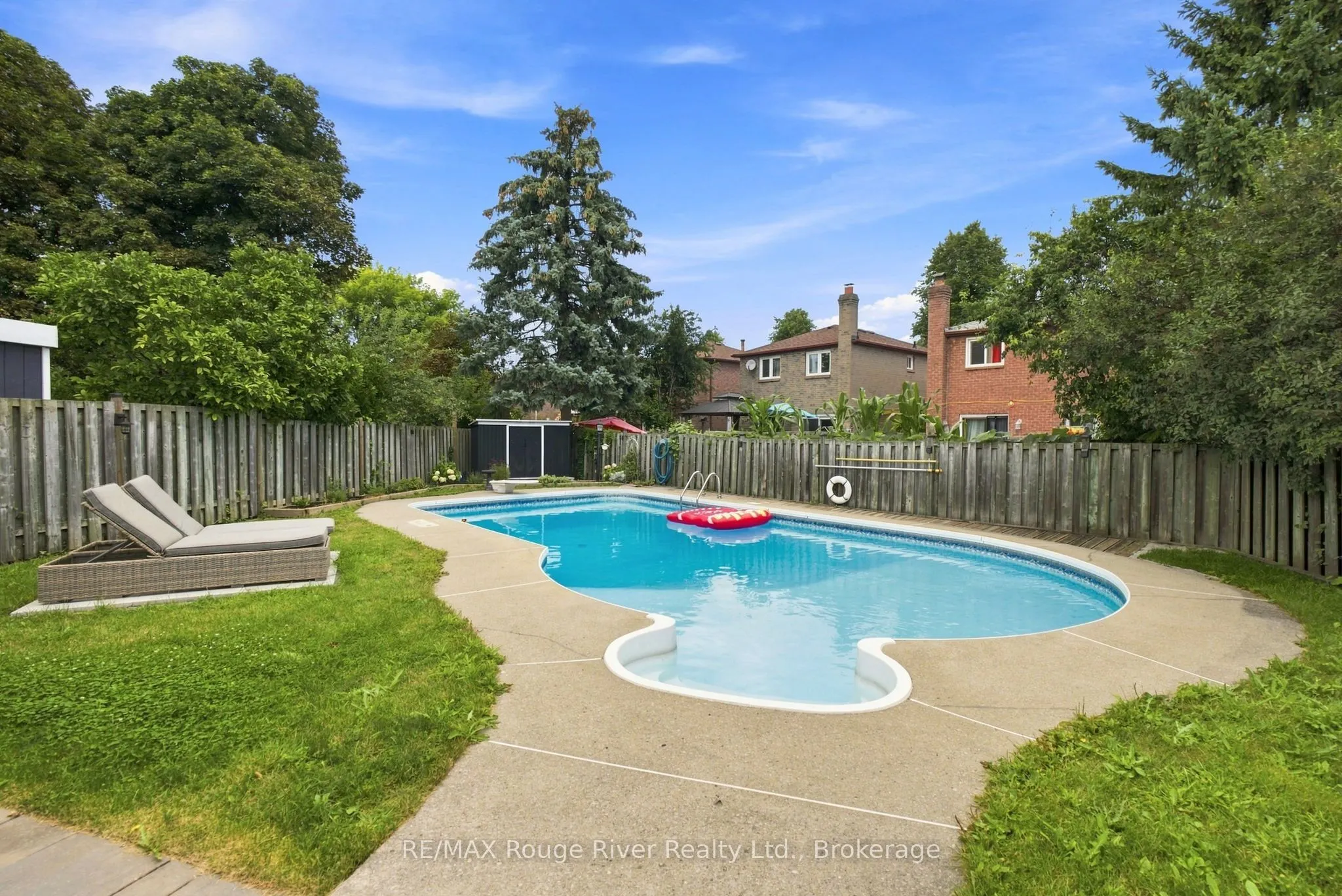 49 Fisher Crescent