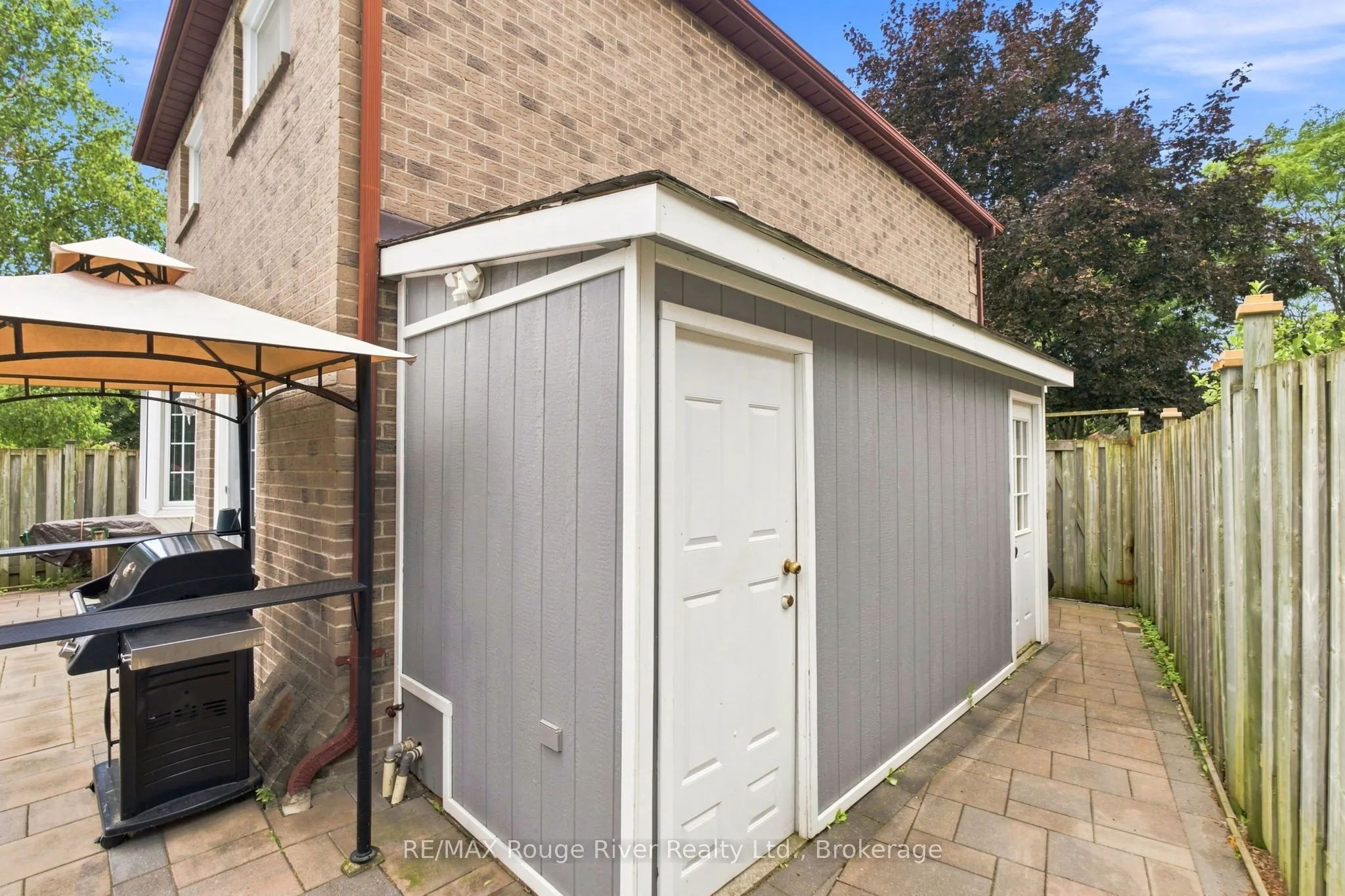 49 Fisher Crescent