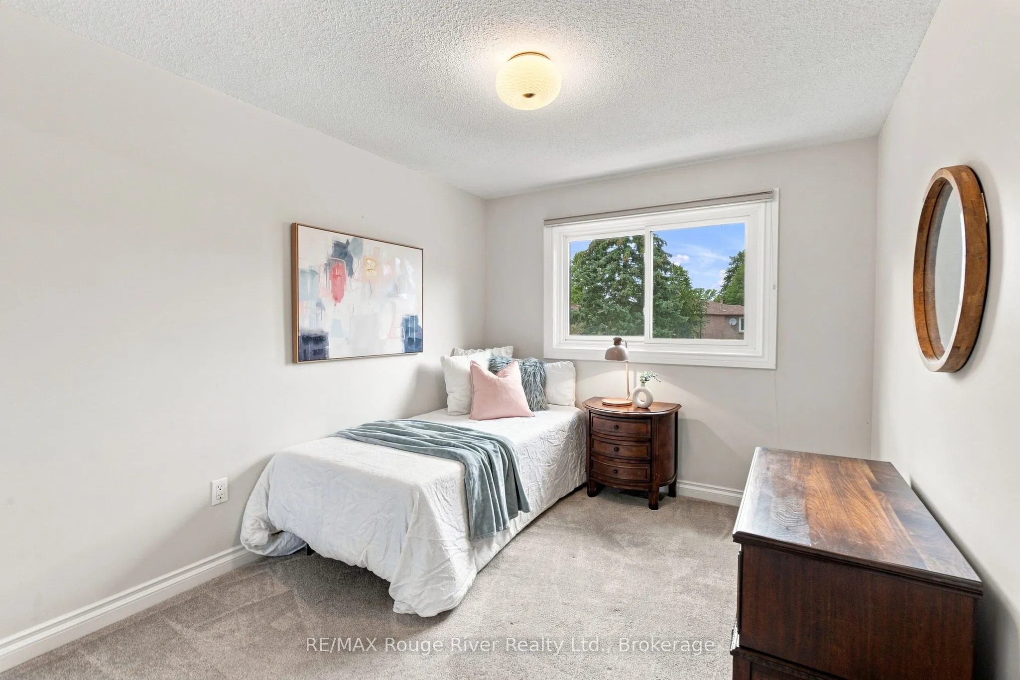 49 Fisher Crescent