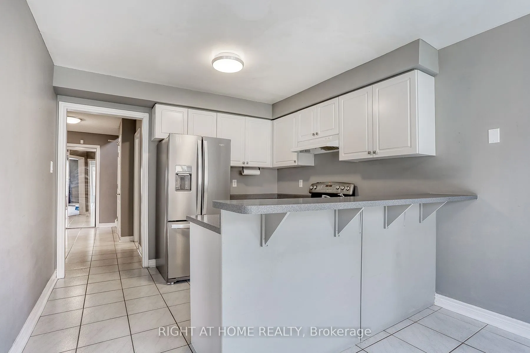 37 Brockman Crescent #UPPER