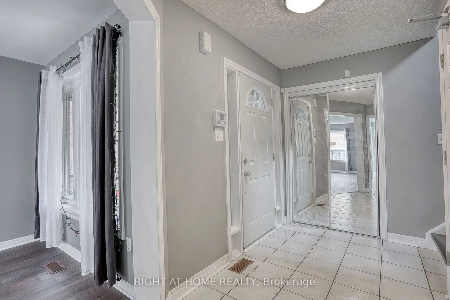 37 Brockman Crescent #UPPER