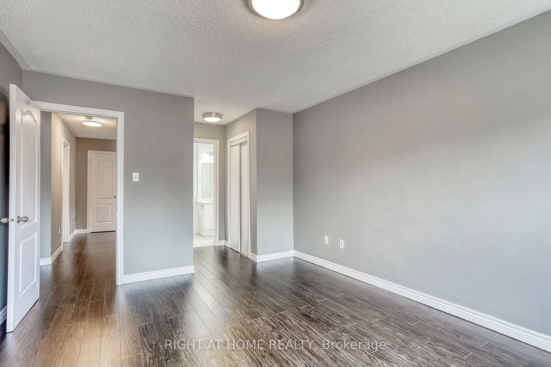 37 Brockman Crescent #UPPER