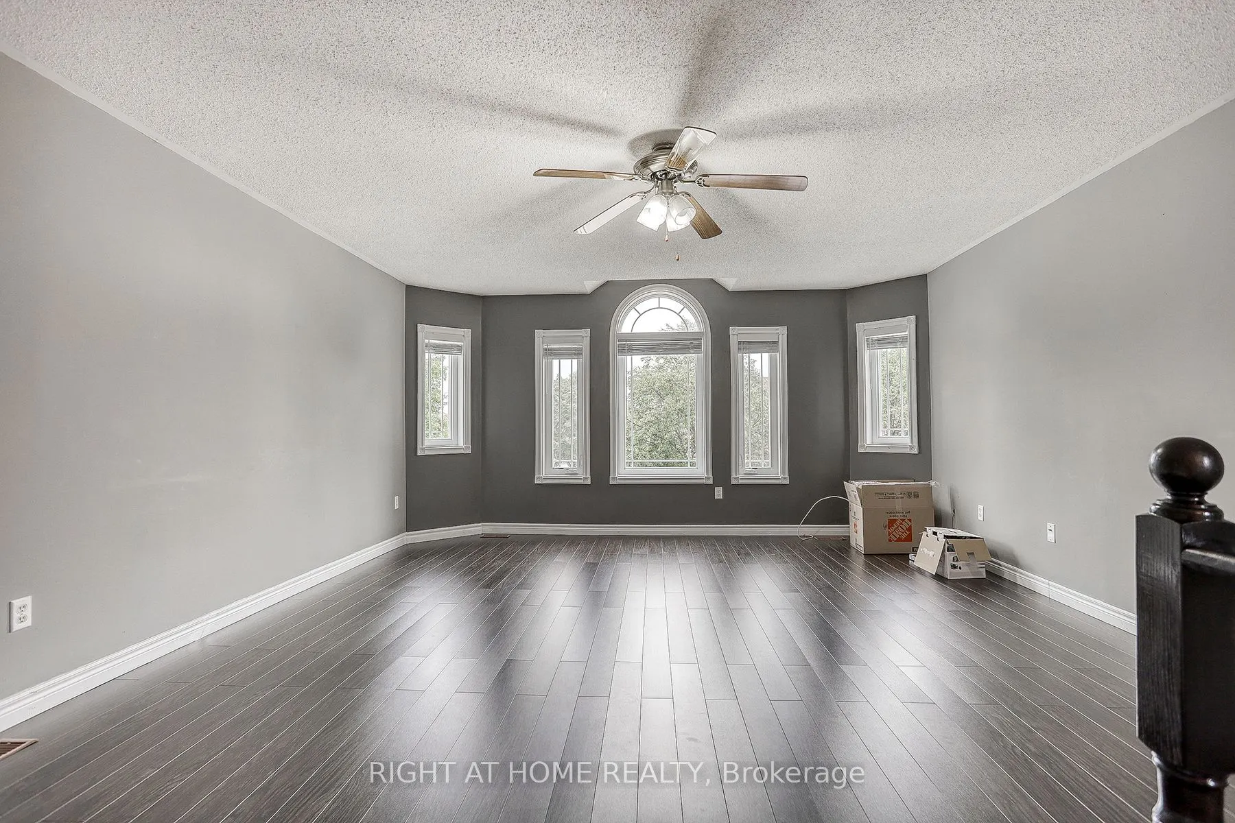 37 Brockman Crescent #UPPER