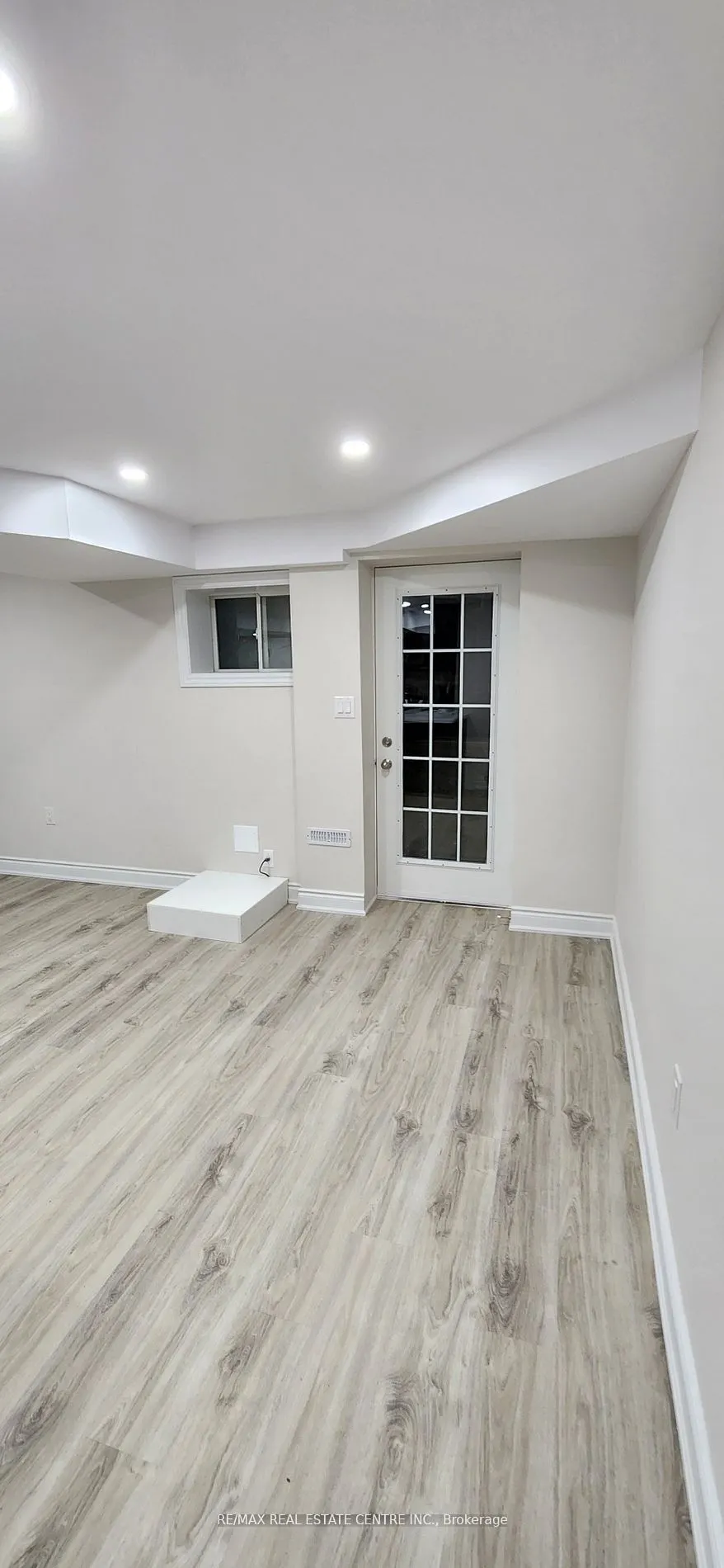 15 Dagwell Crescent #basement