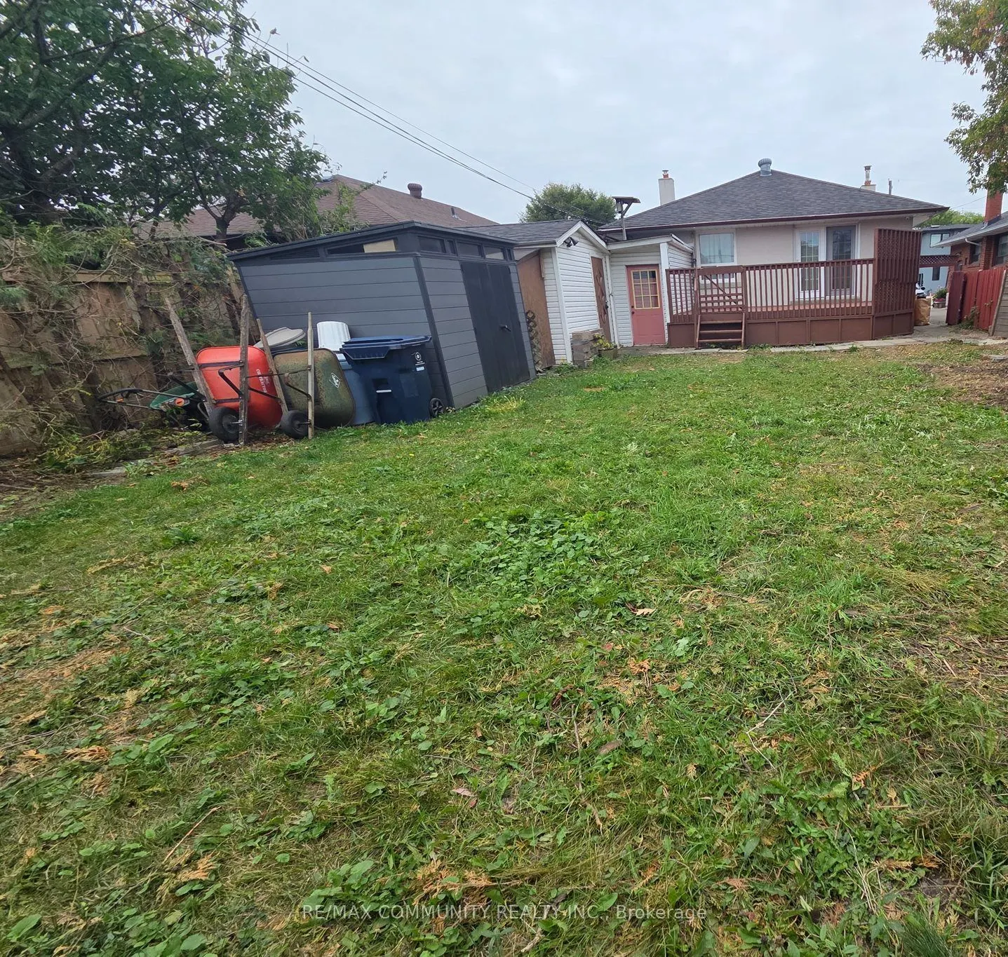 93 Waringstown Drive