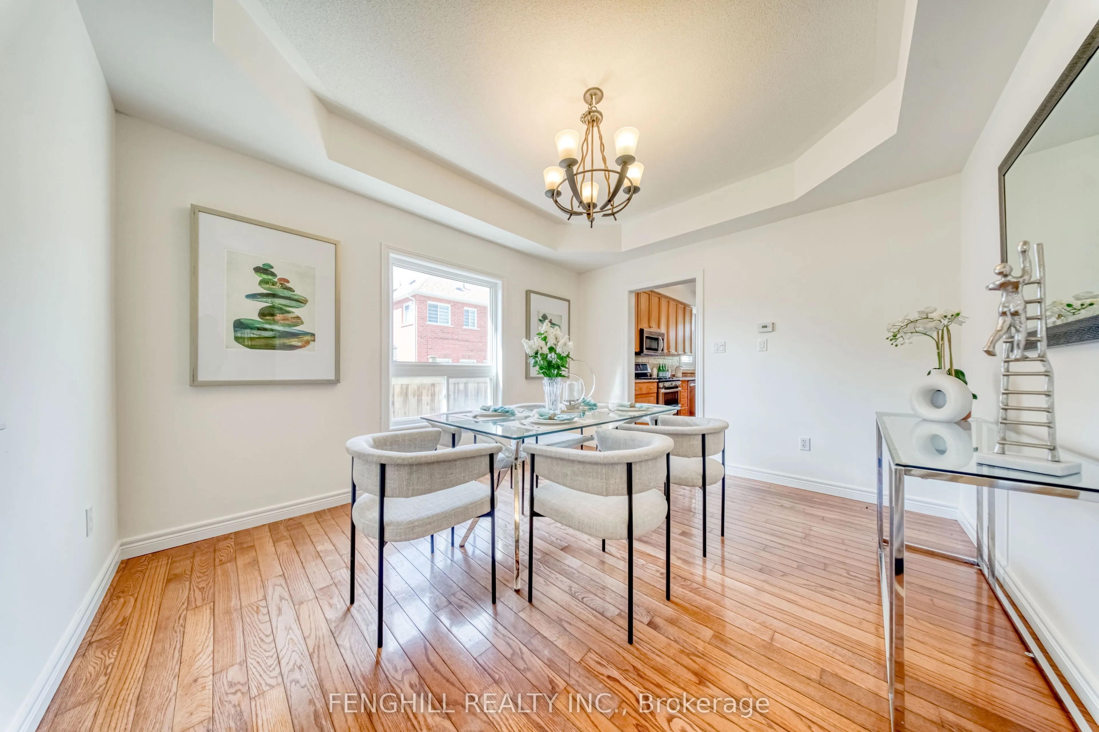 842 Greenleaf Circle