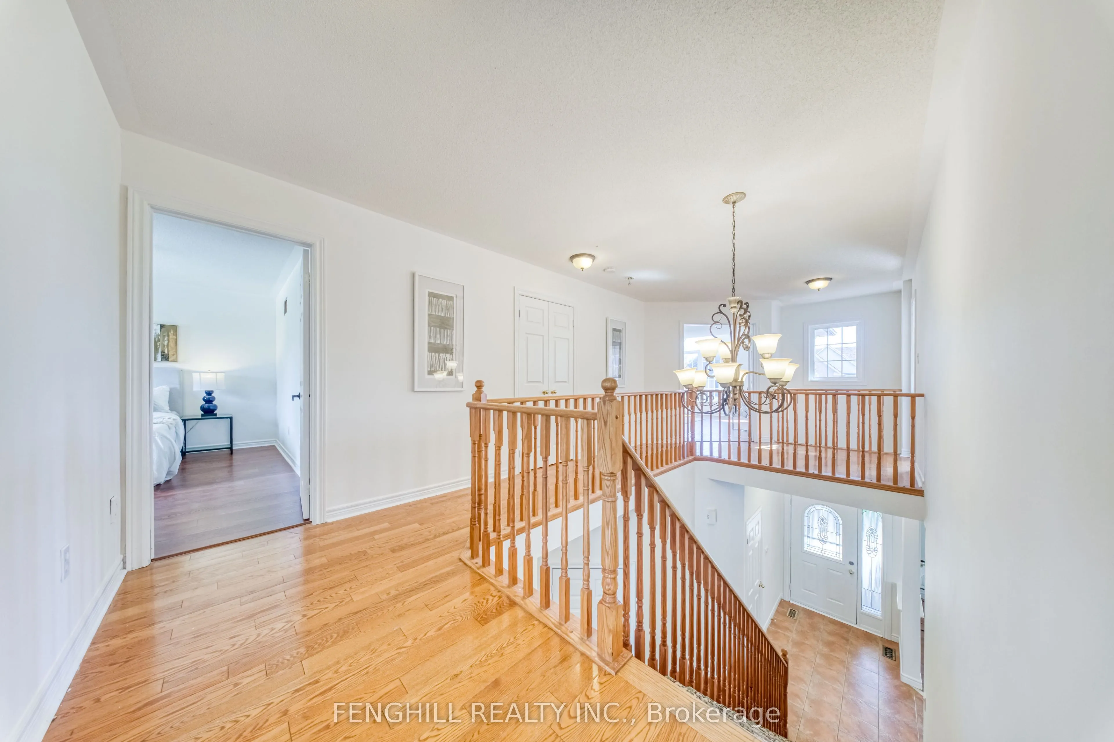 842 Greenleaf Circle