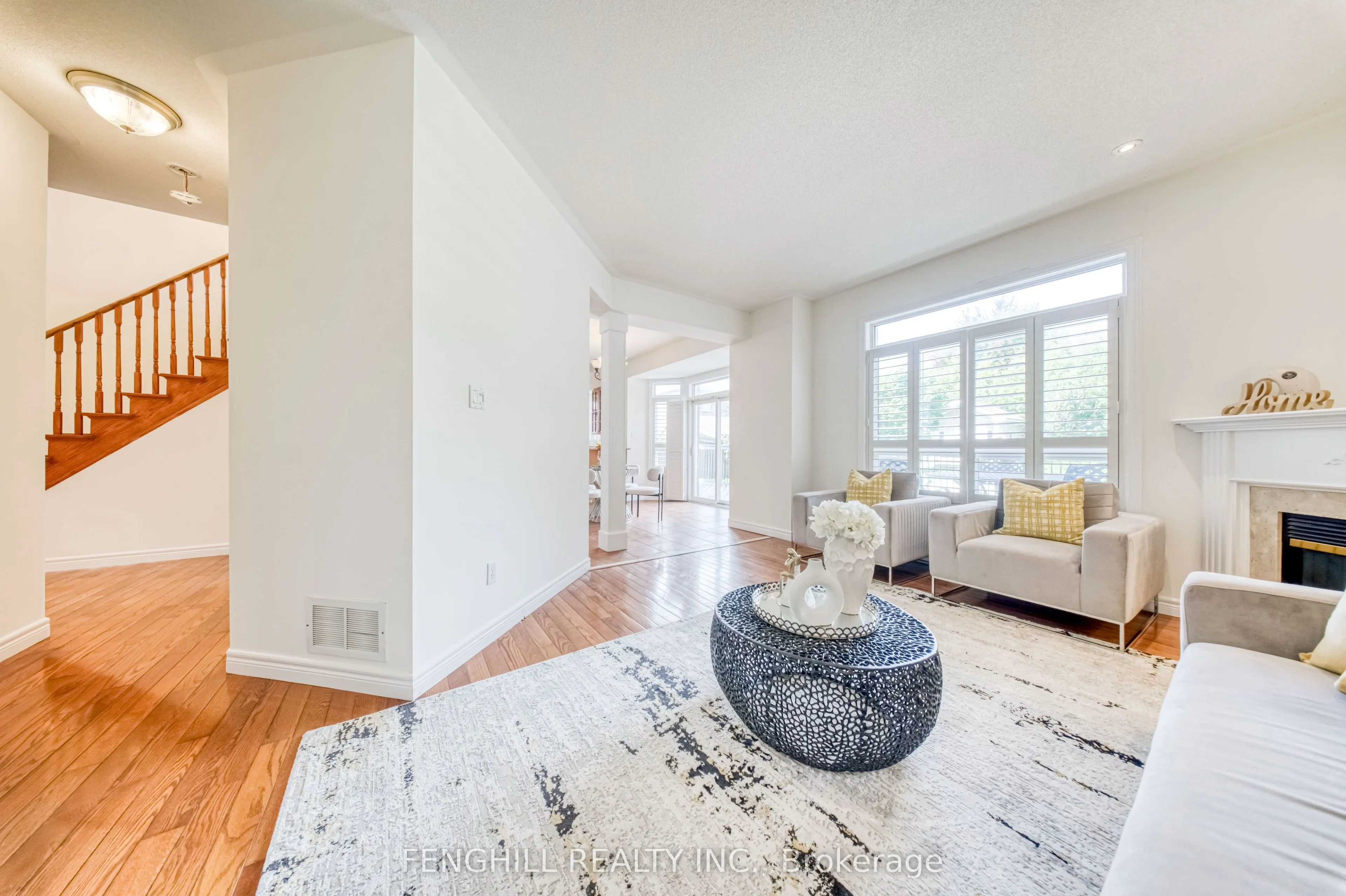 842 Greenleaf Circle