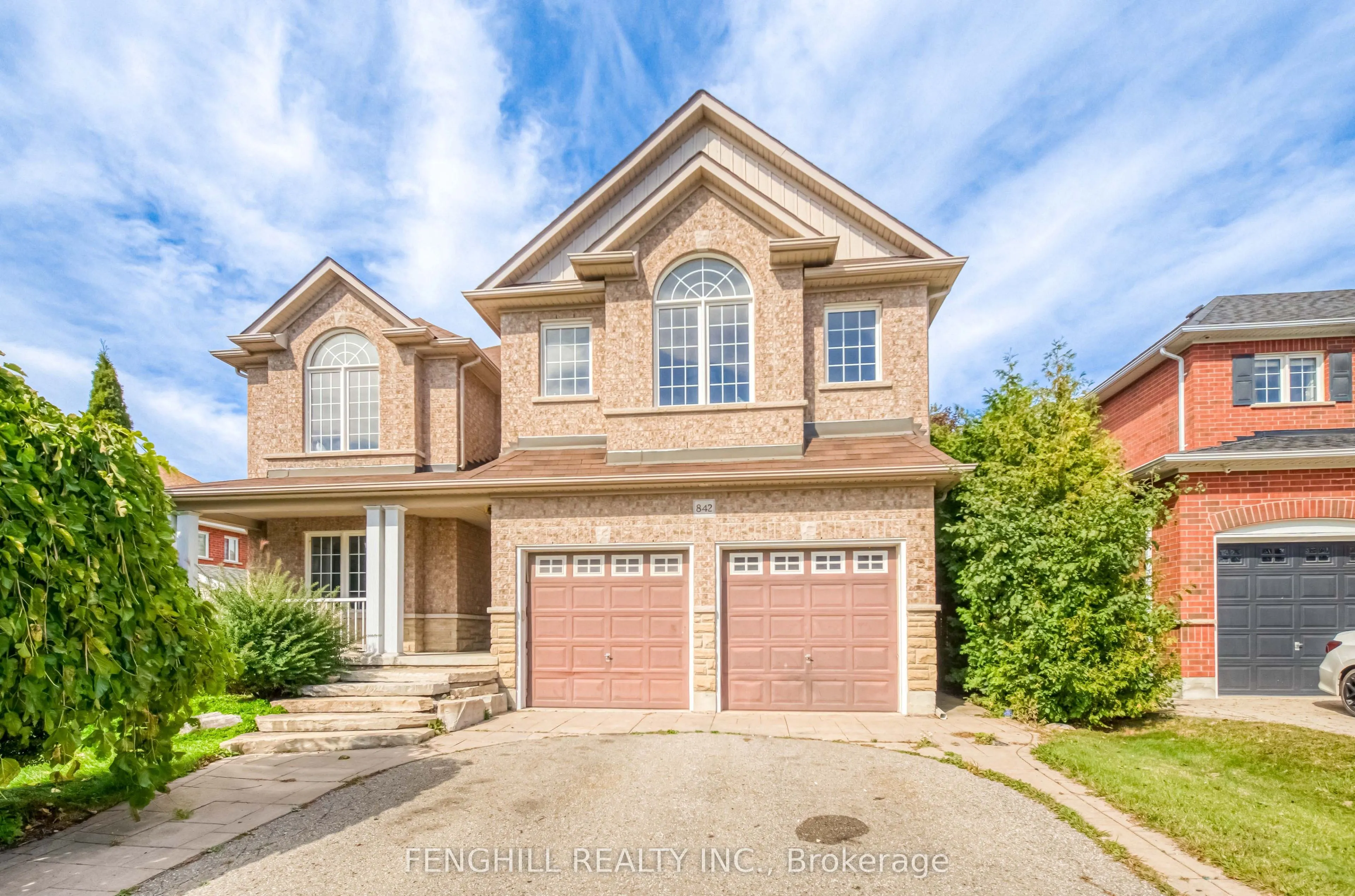 842 Greenleaf Circle
