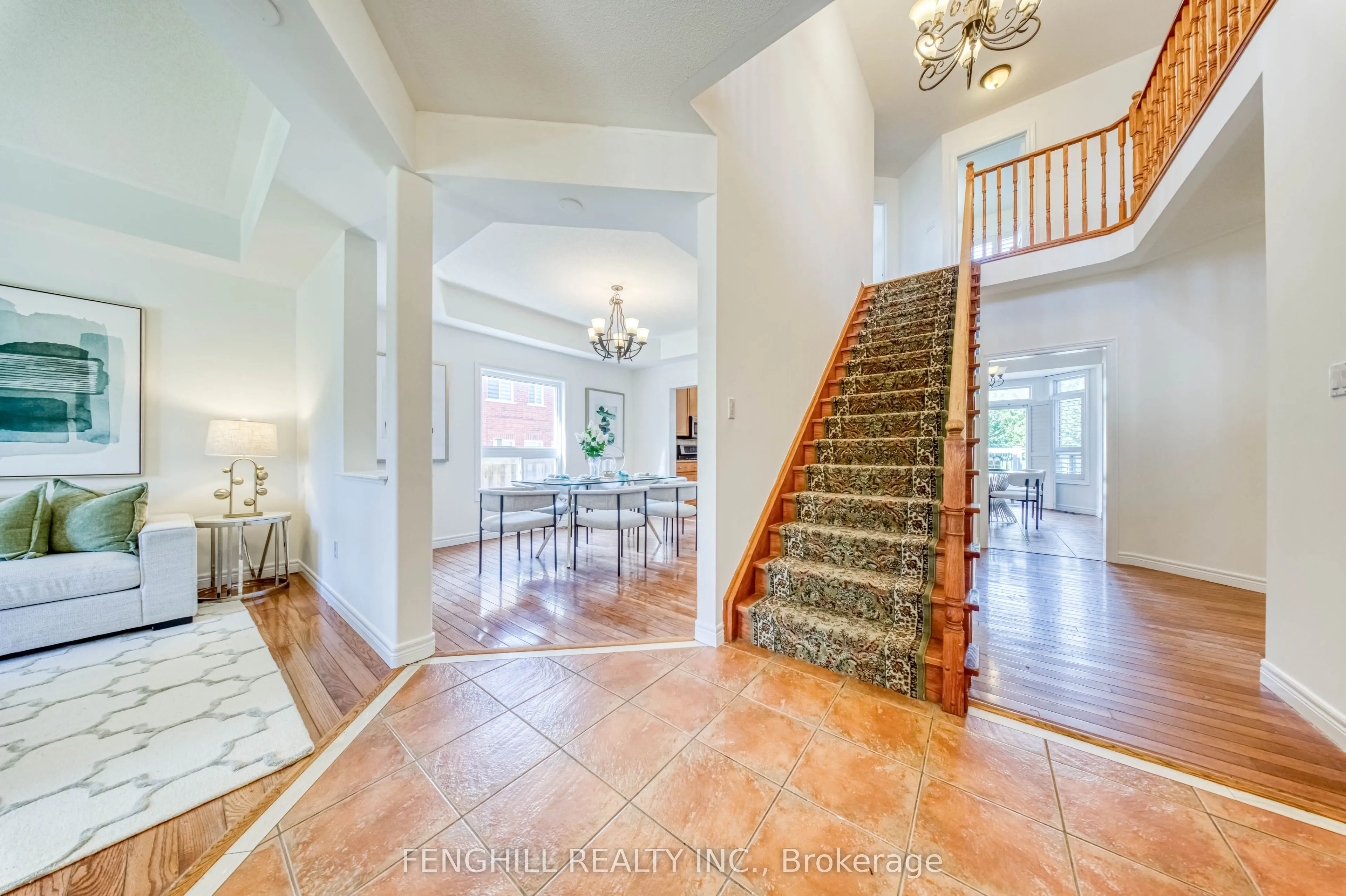 842 Greenleaf Circle