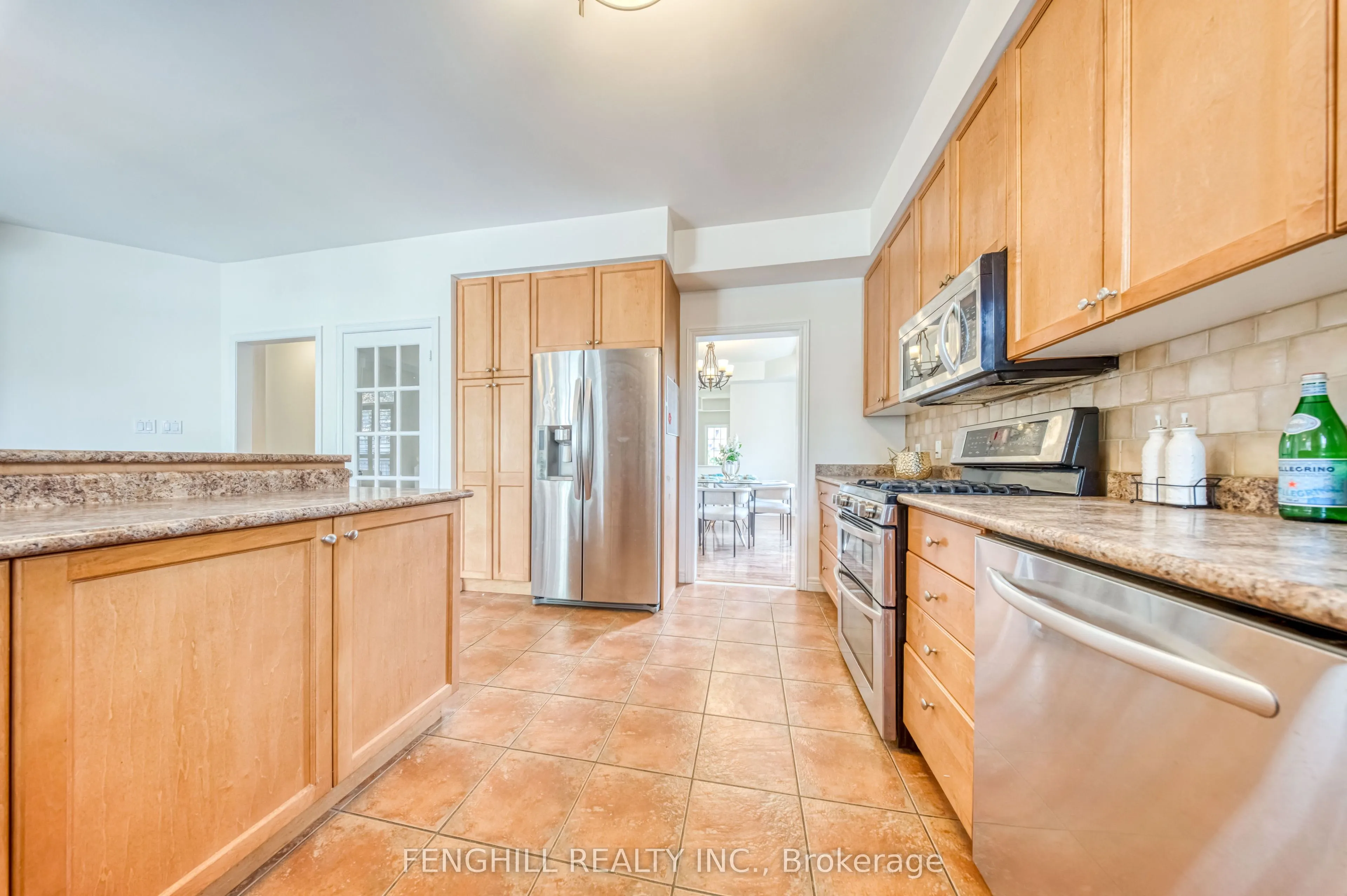 842 Greenleaf Circle