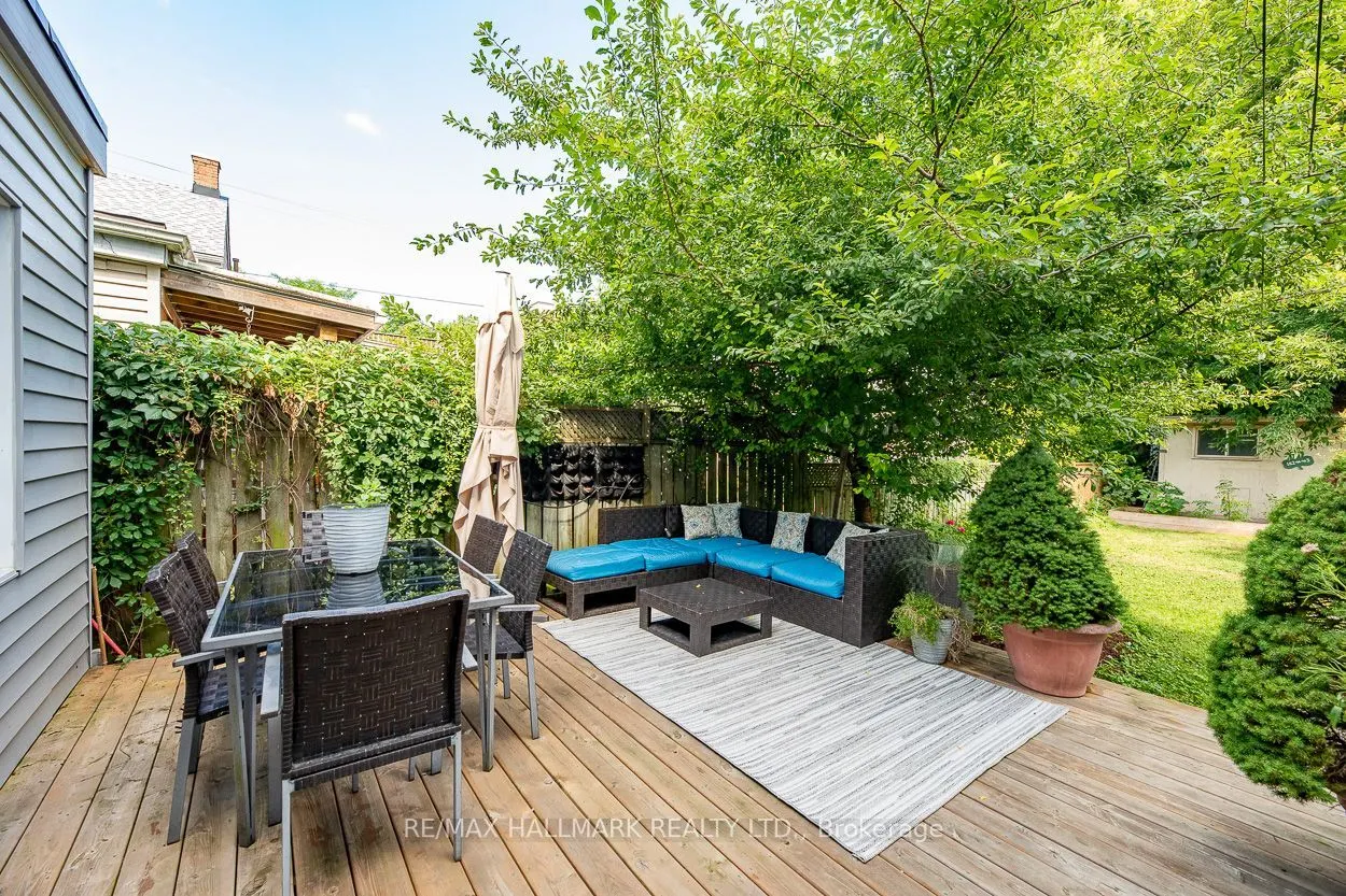 38 Boultbee Avenue