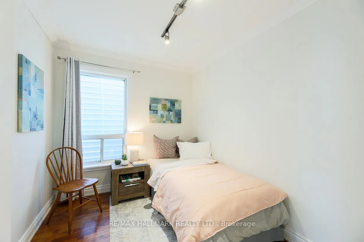 38 Boultbee Avenue