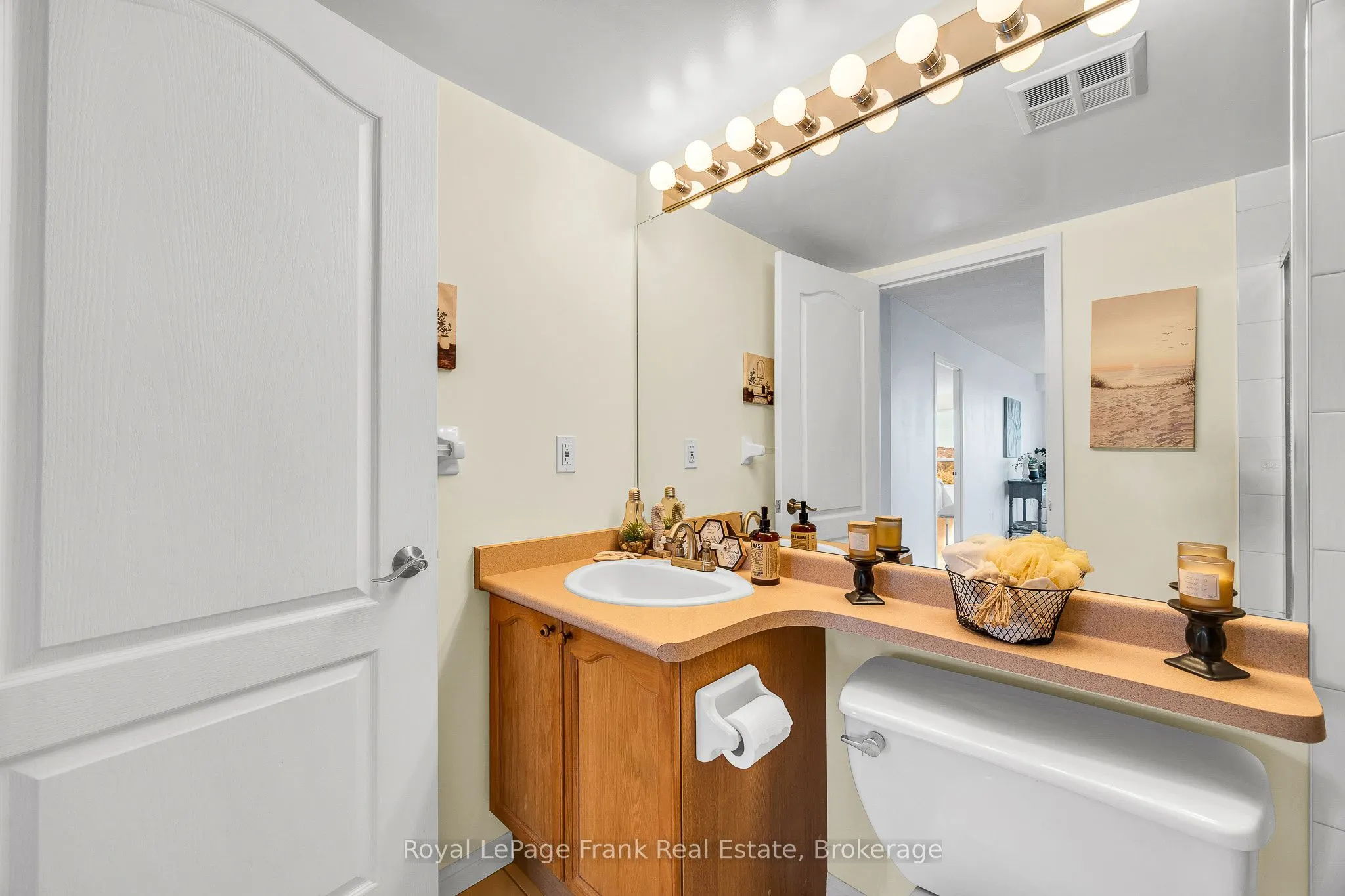 712 Rossland Road E #602