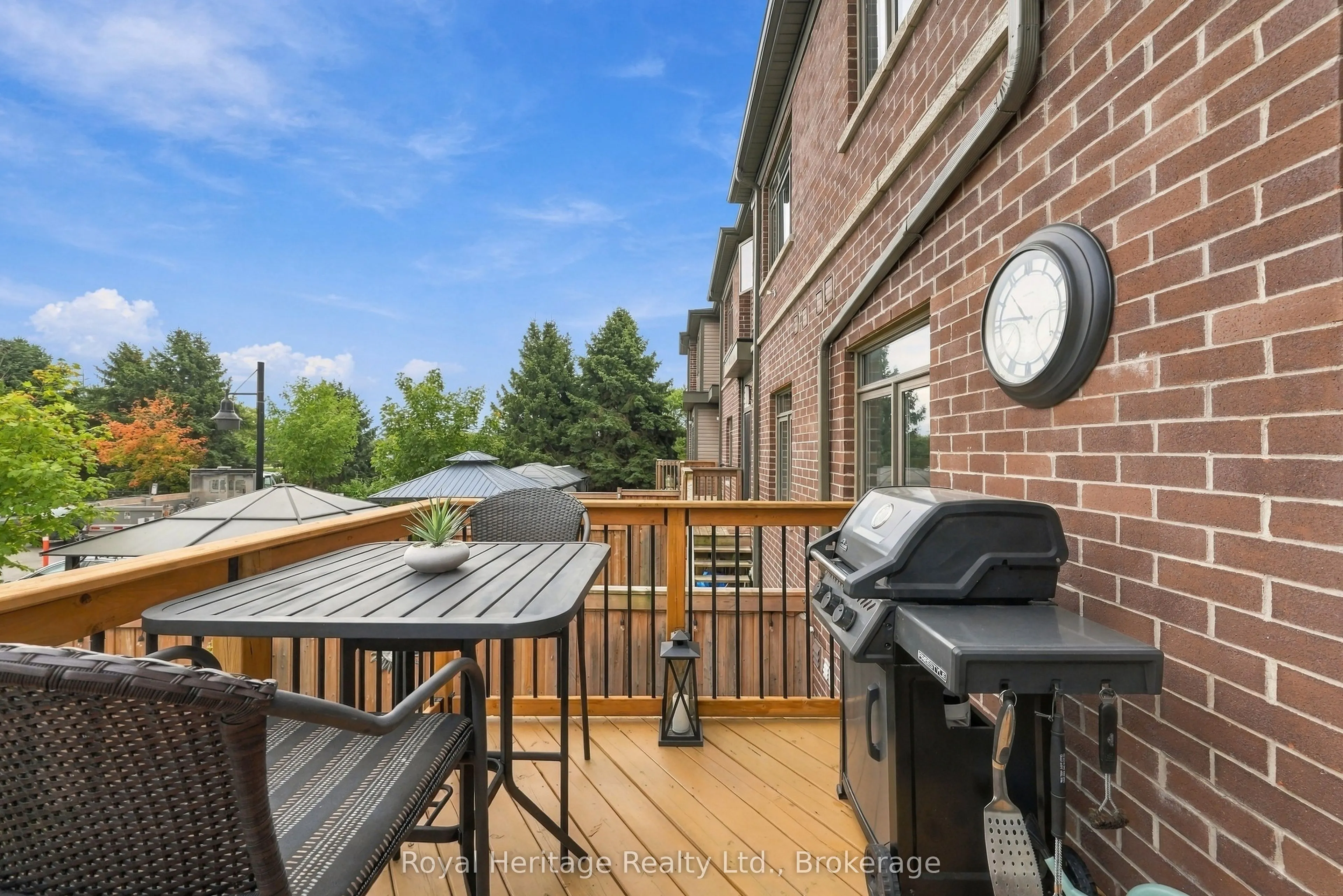 66 Longshore Way