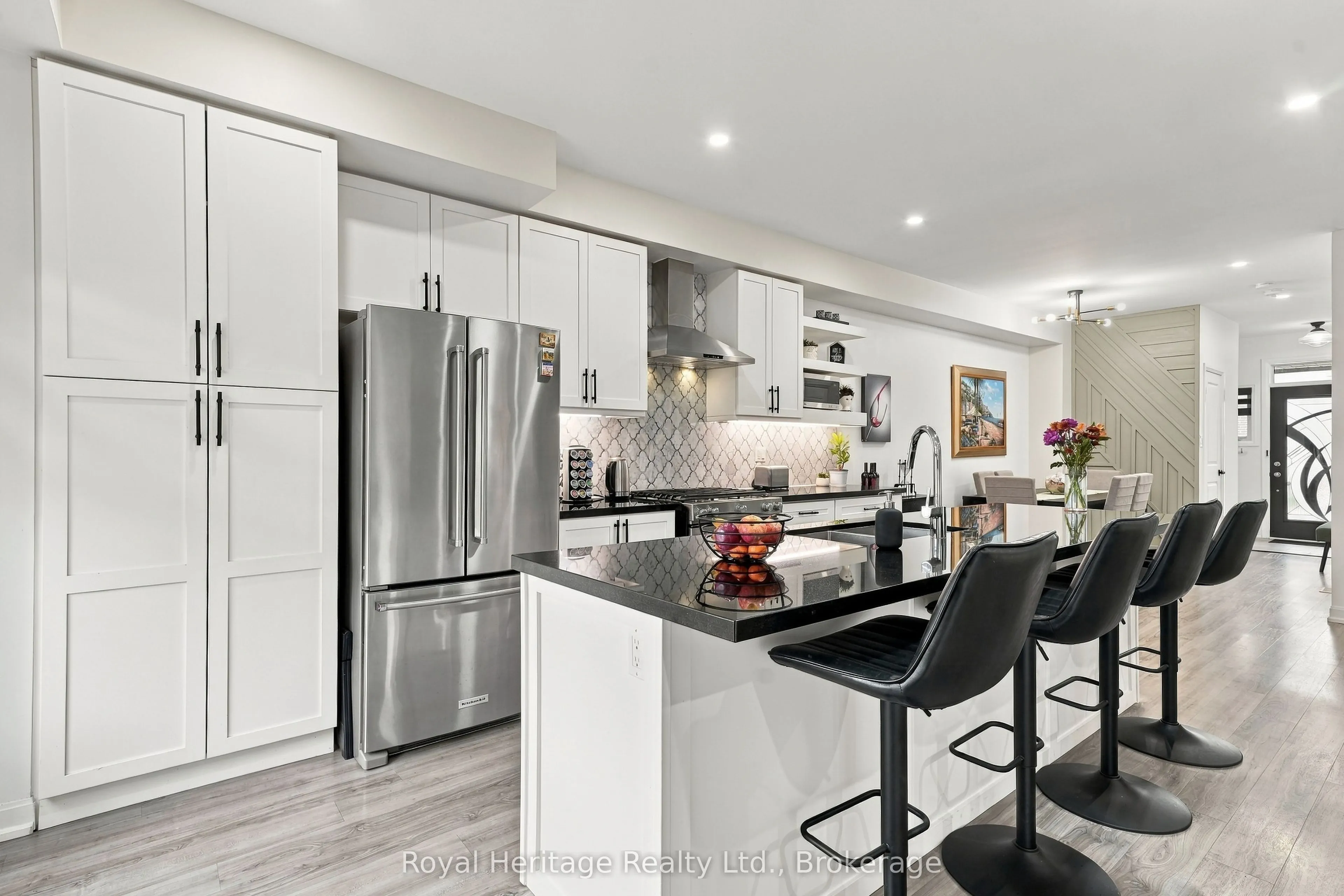 66 Longshore Way