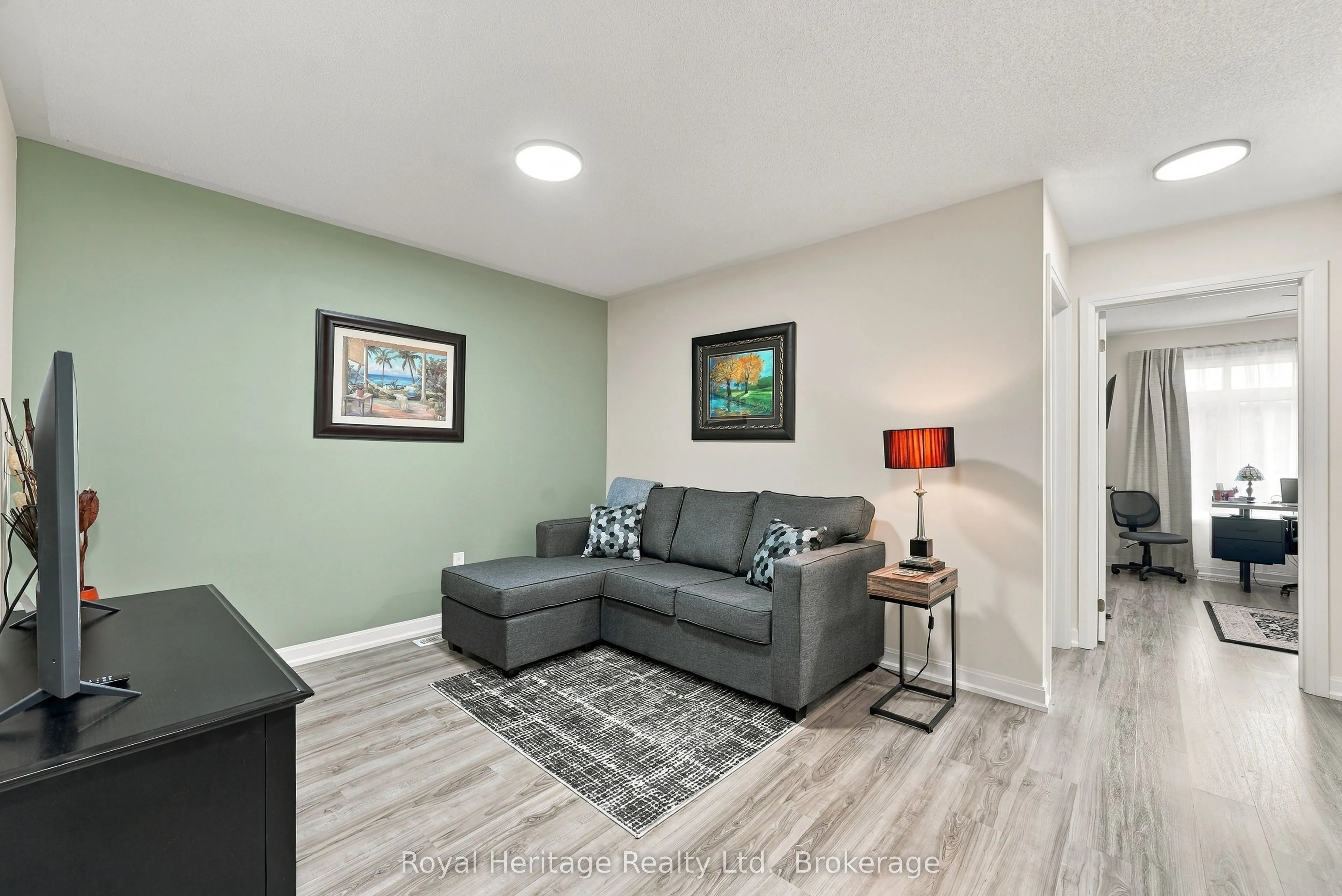 66 Longshore Way