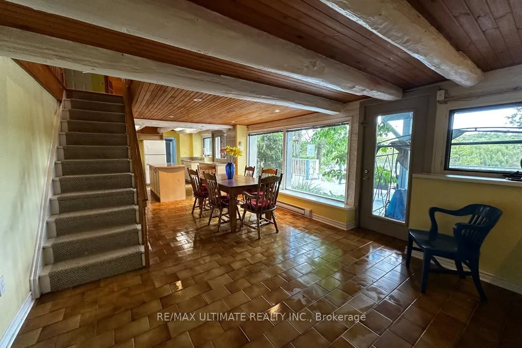 44 Chalk Lake Road