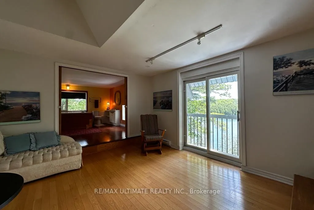 44 Chalk Lake Road