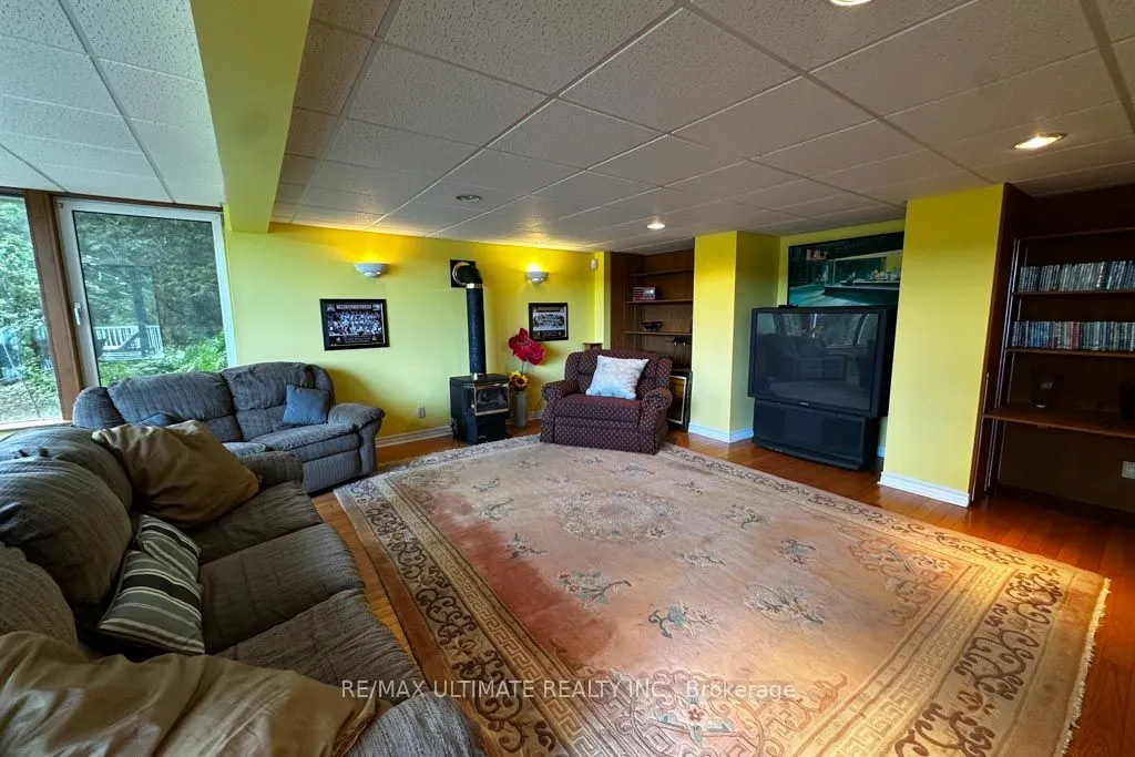 44 Chalk Lake Road