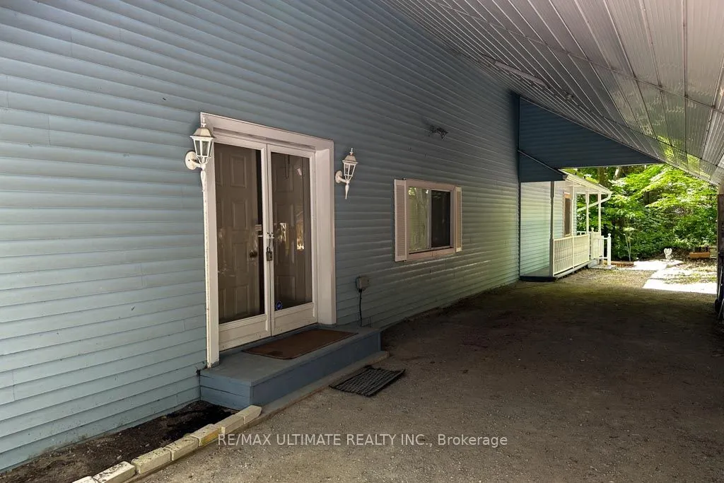 44 Chalk Lake Road