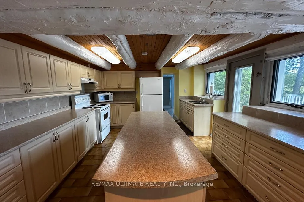 44 Chalk Lake Road