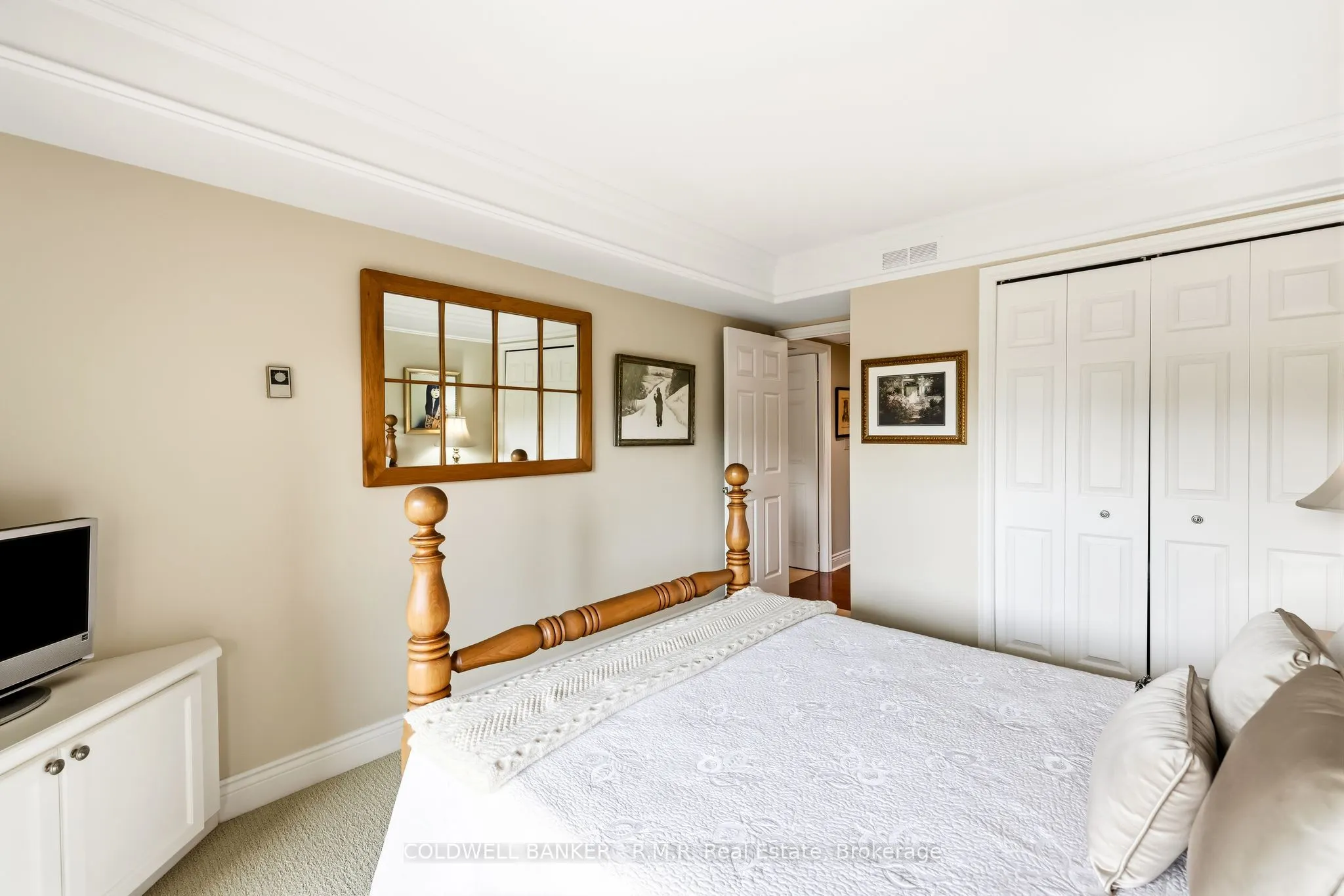 900 Wilson Road N #305