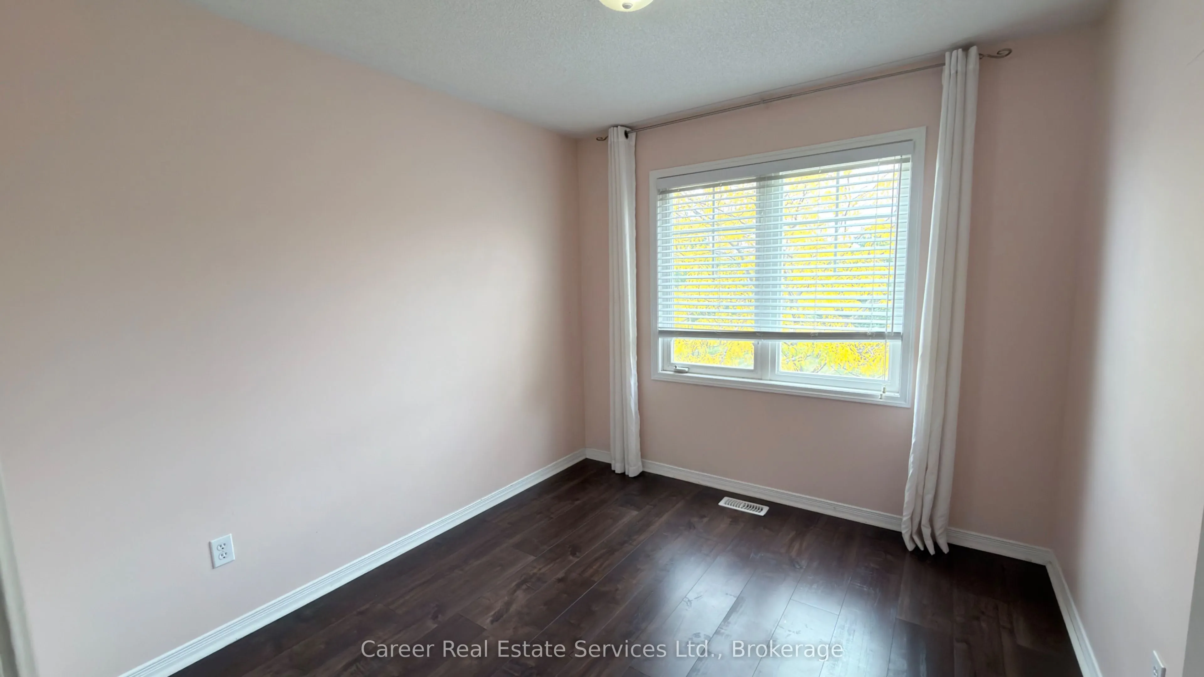 123 Silverwood Circle