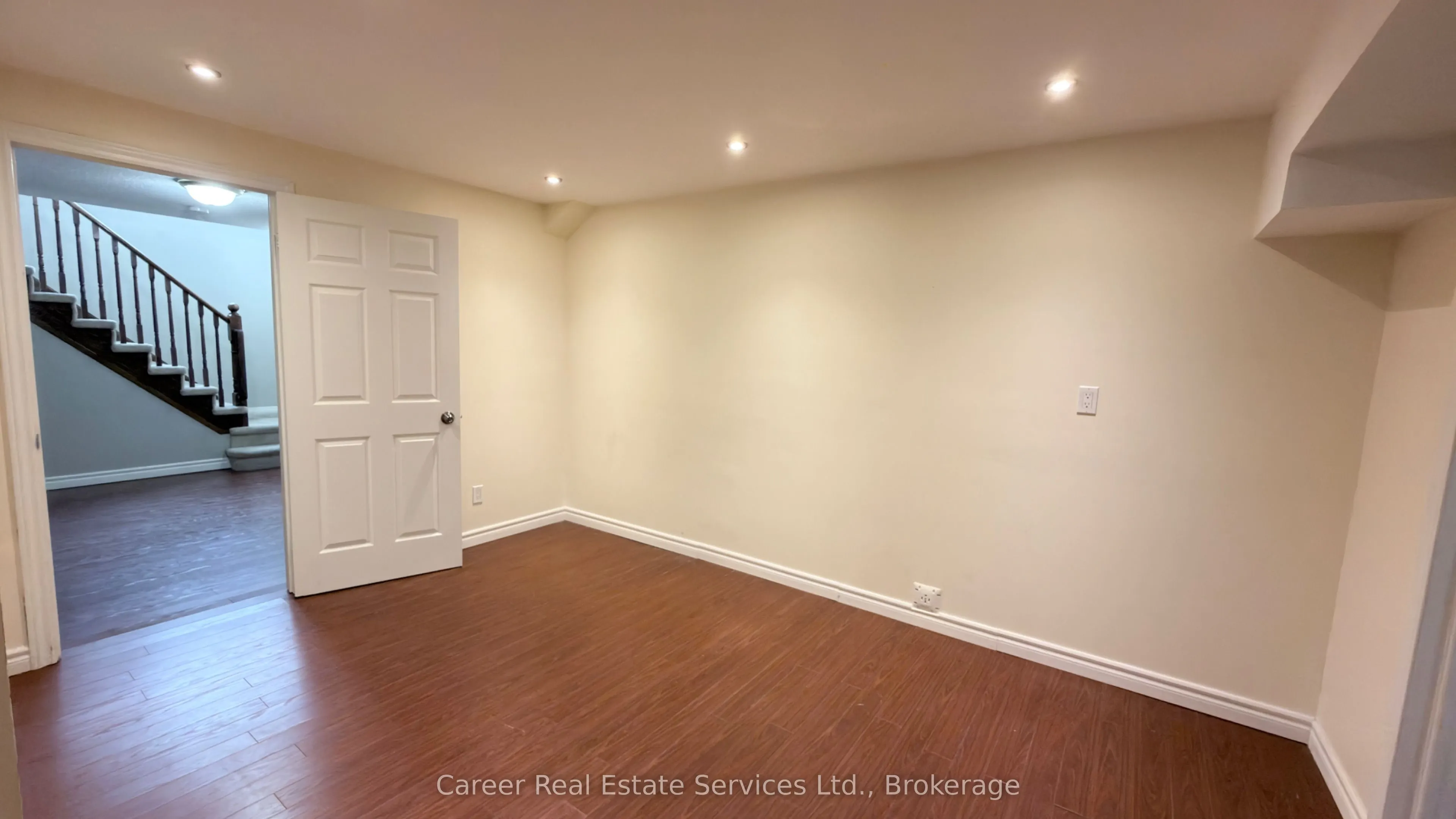 123 Silverwood Circle