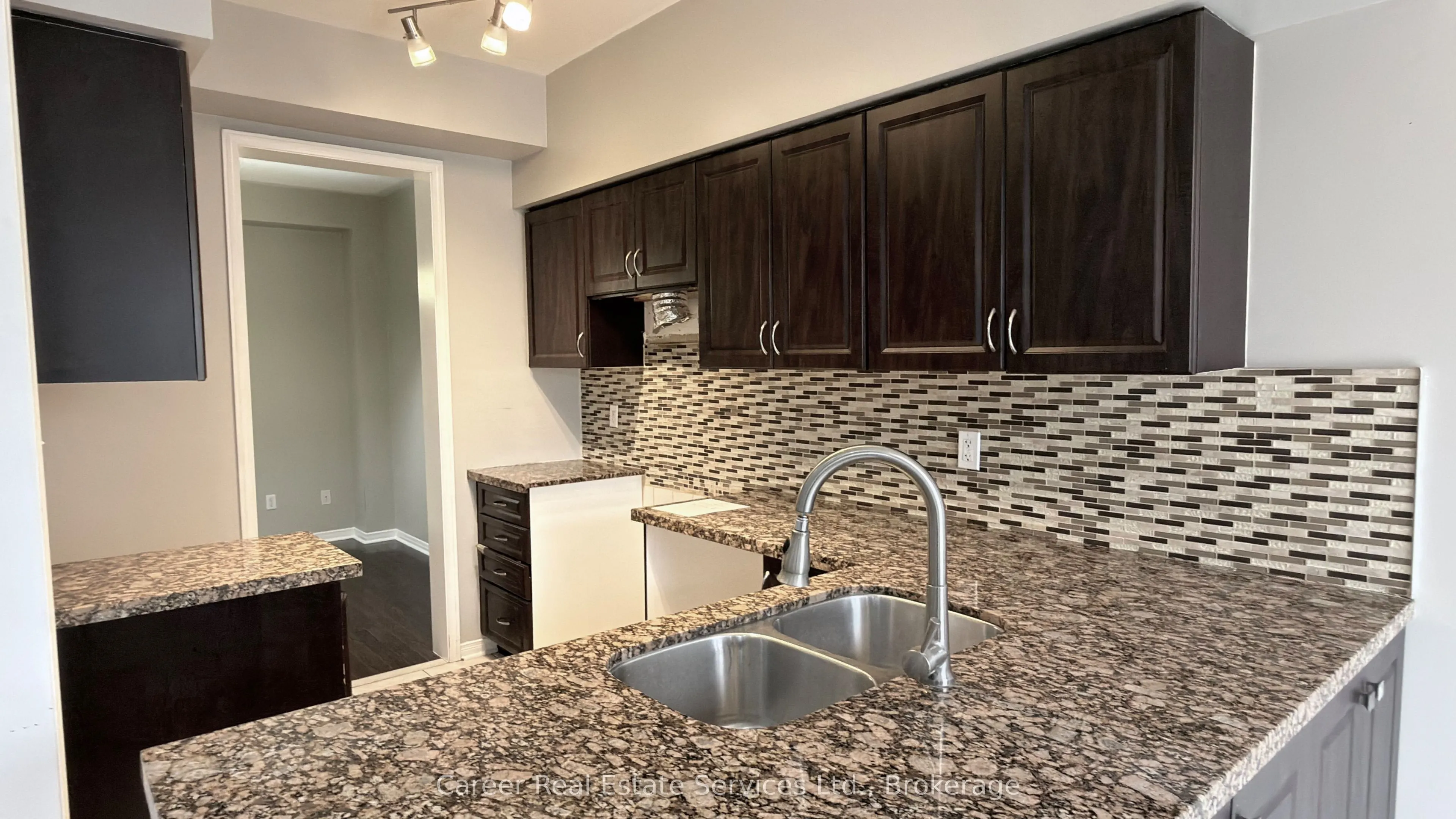 123 Silverwood Circle