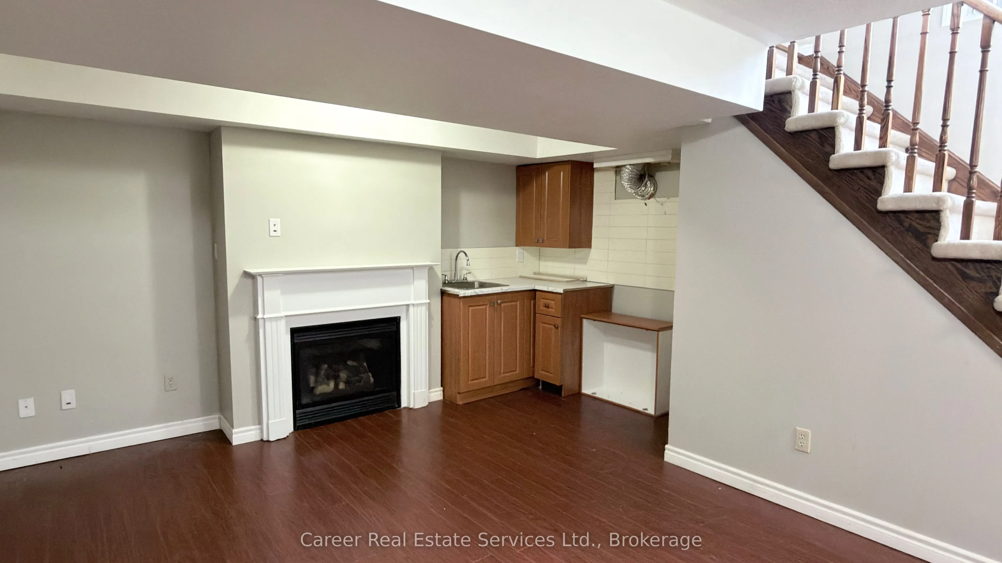 123 Silverwood Circle