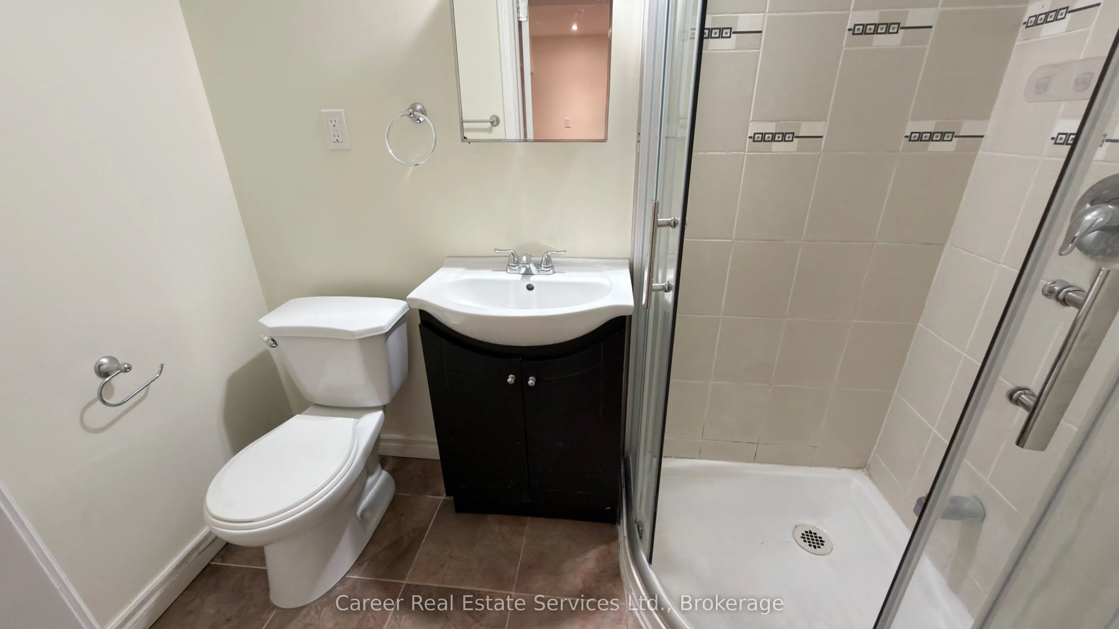 123 Silverwood Circle