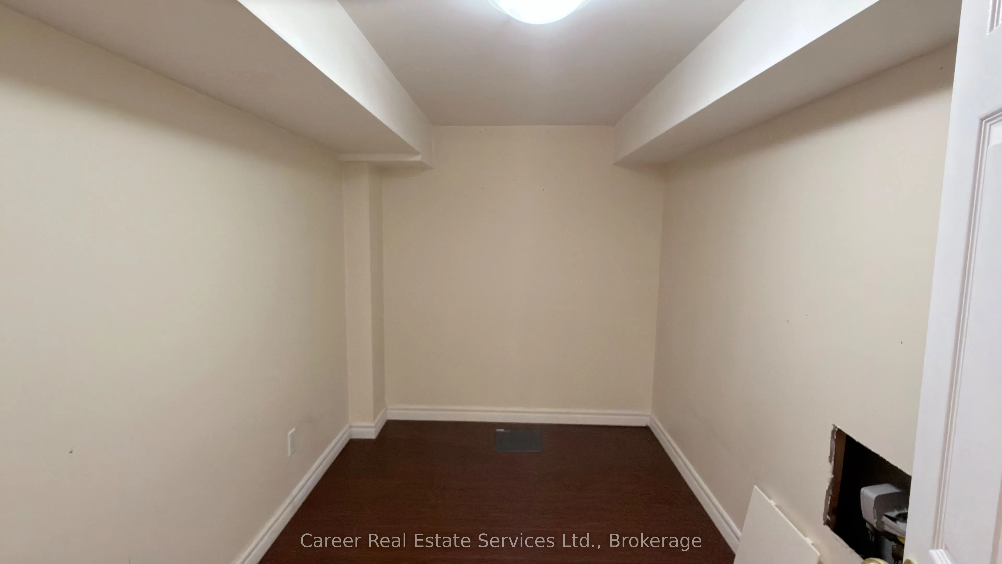 123 Silverwood Circle