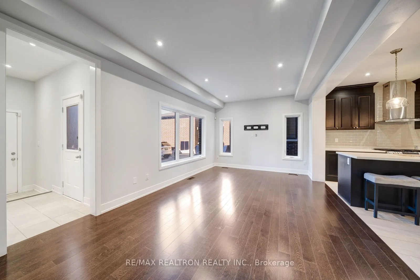 208 Coronation Road