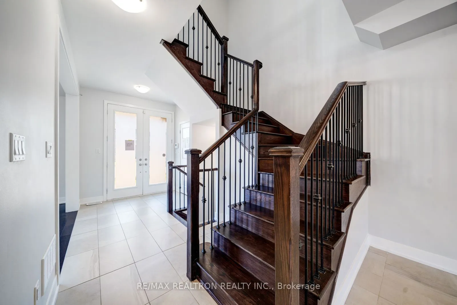 208 Coronation Road