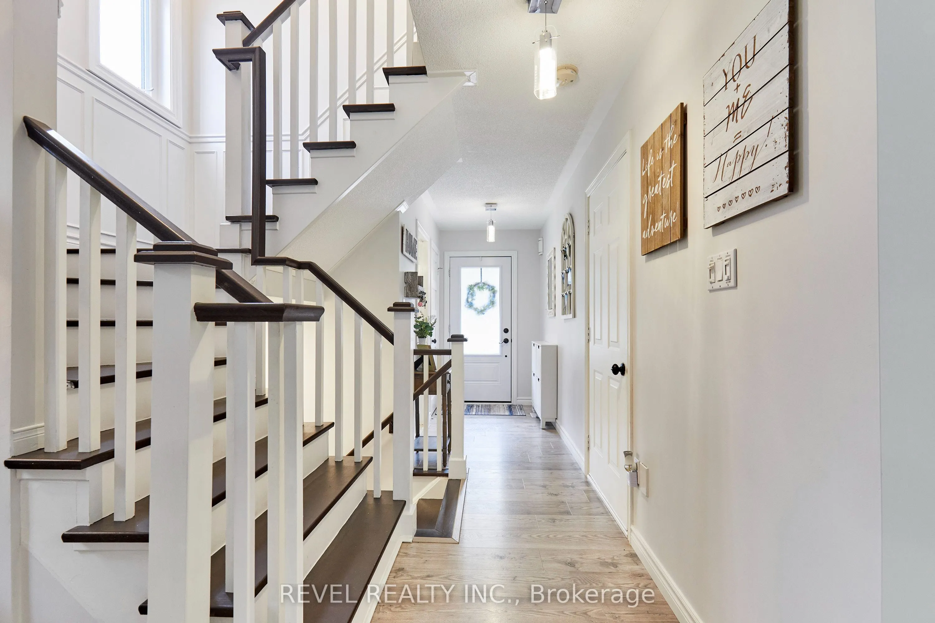 20 Breakwater Drive