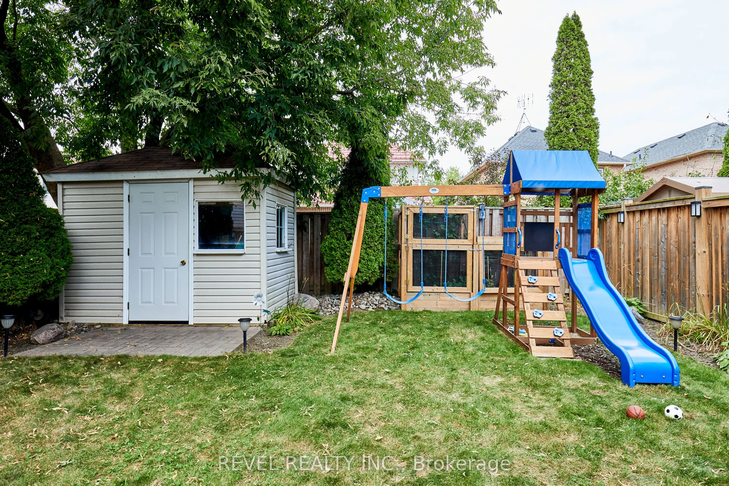 20 Breakwater Drive