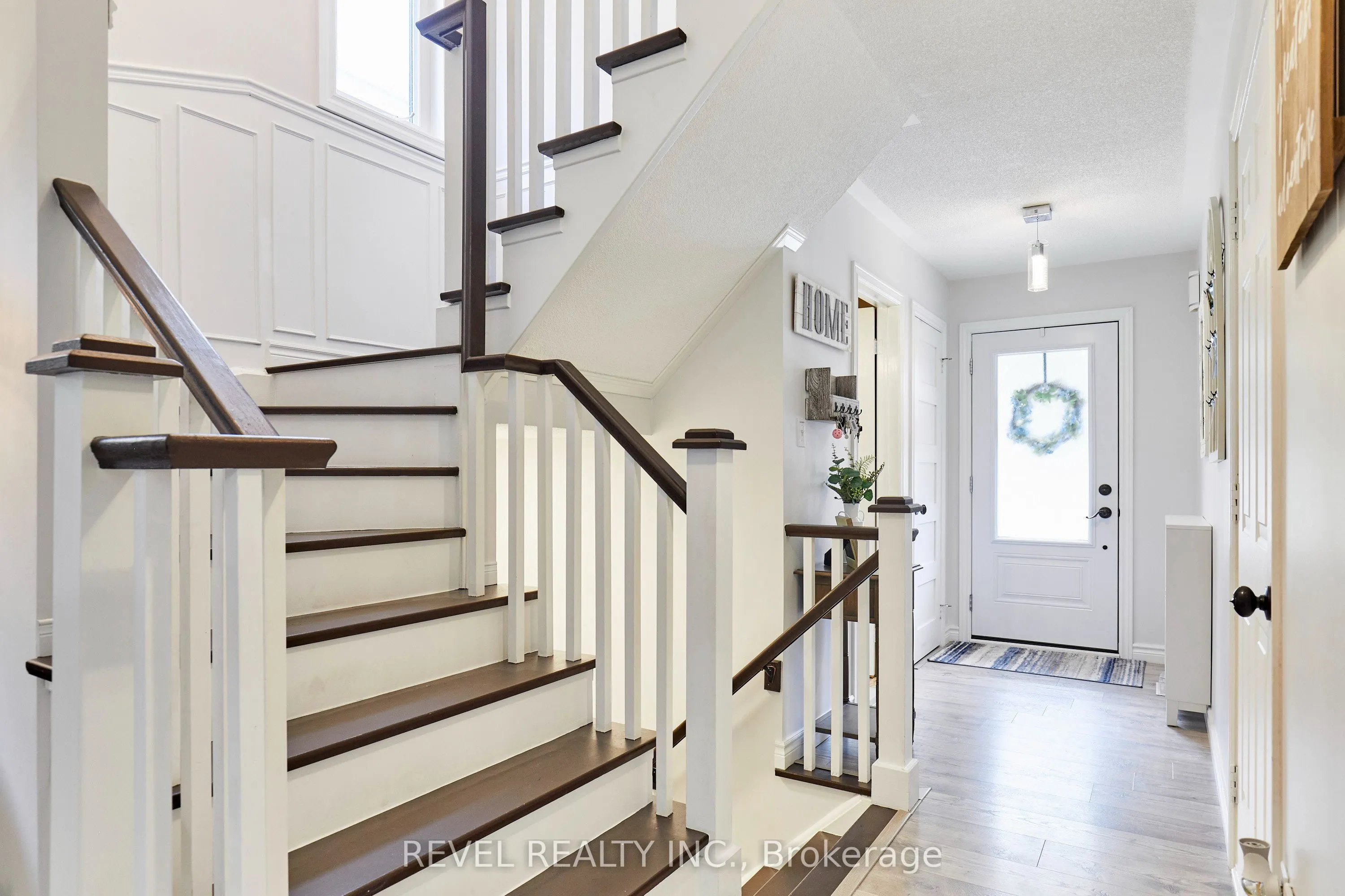 20 Breakwater Drive